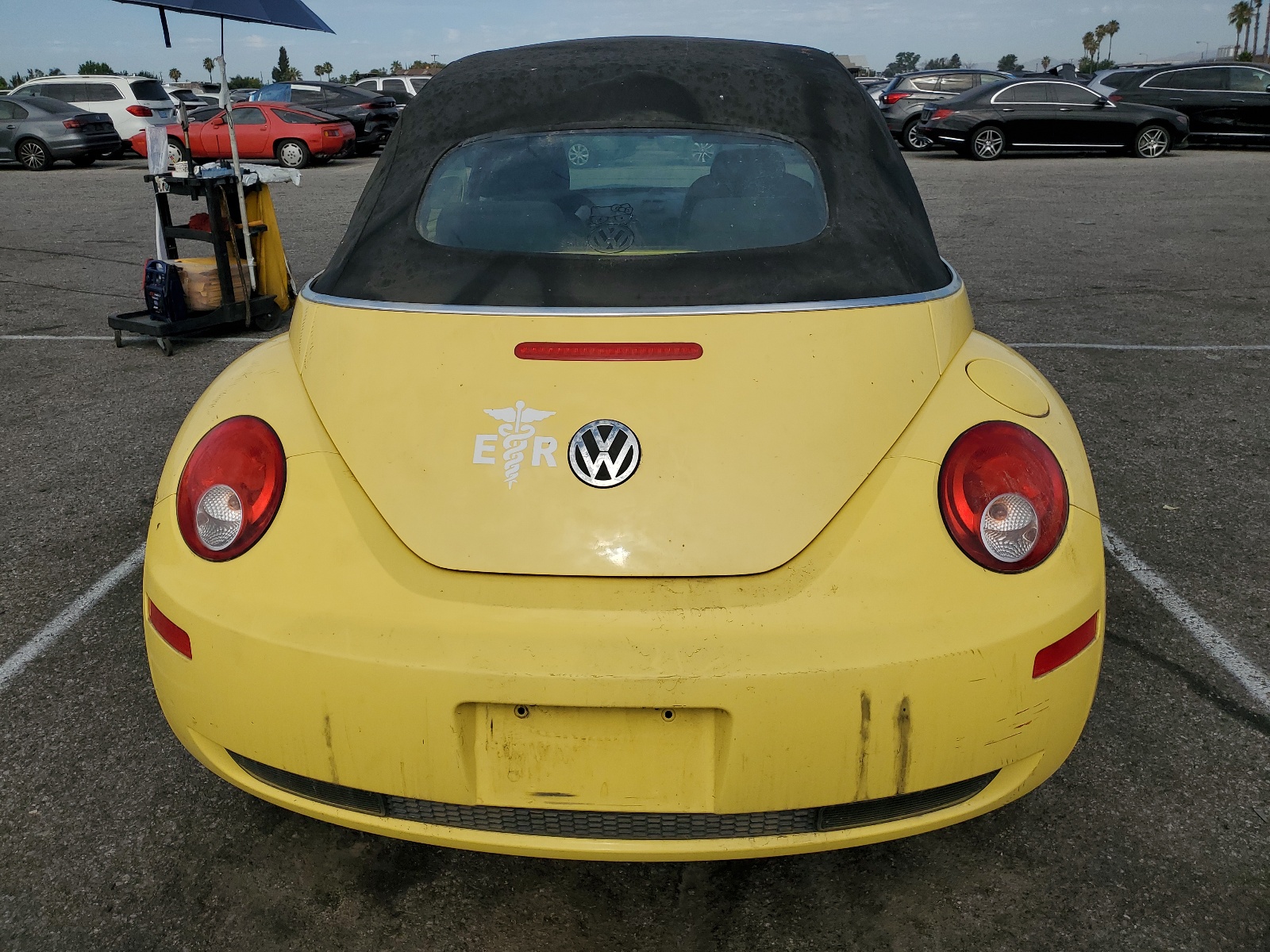 3VWRG31Y27M405645 2007 Volkswagen New Beetle Convertible Option Package 1