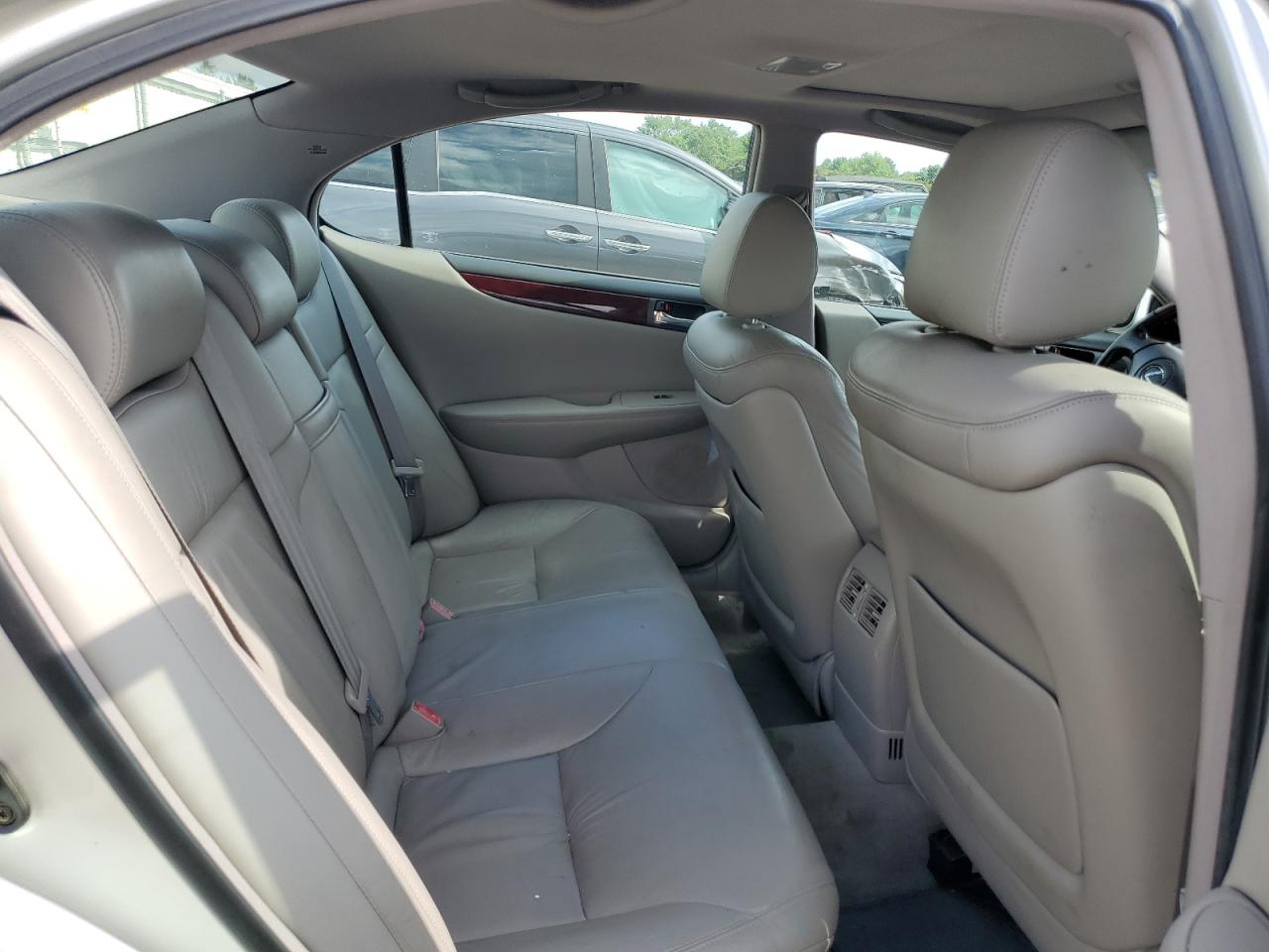 2004 Lexus Es 330 VIN: JTHBA30GX40002525 Lot: 62080674