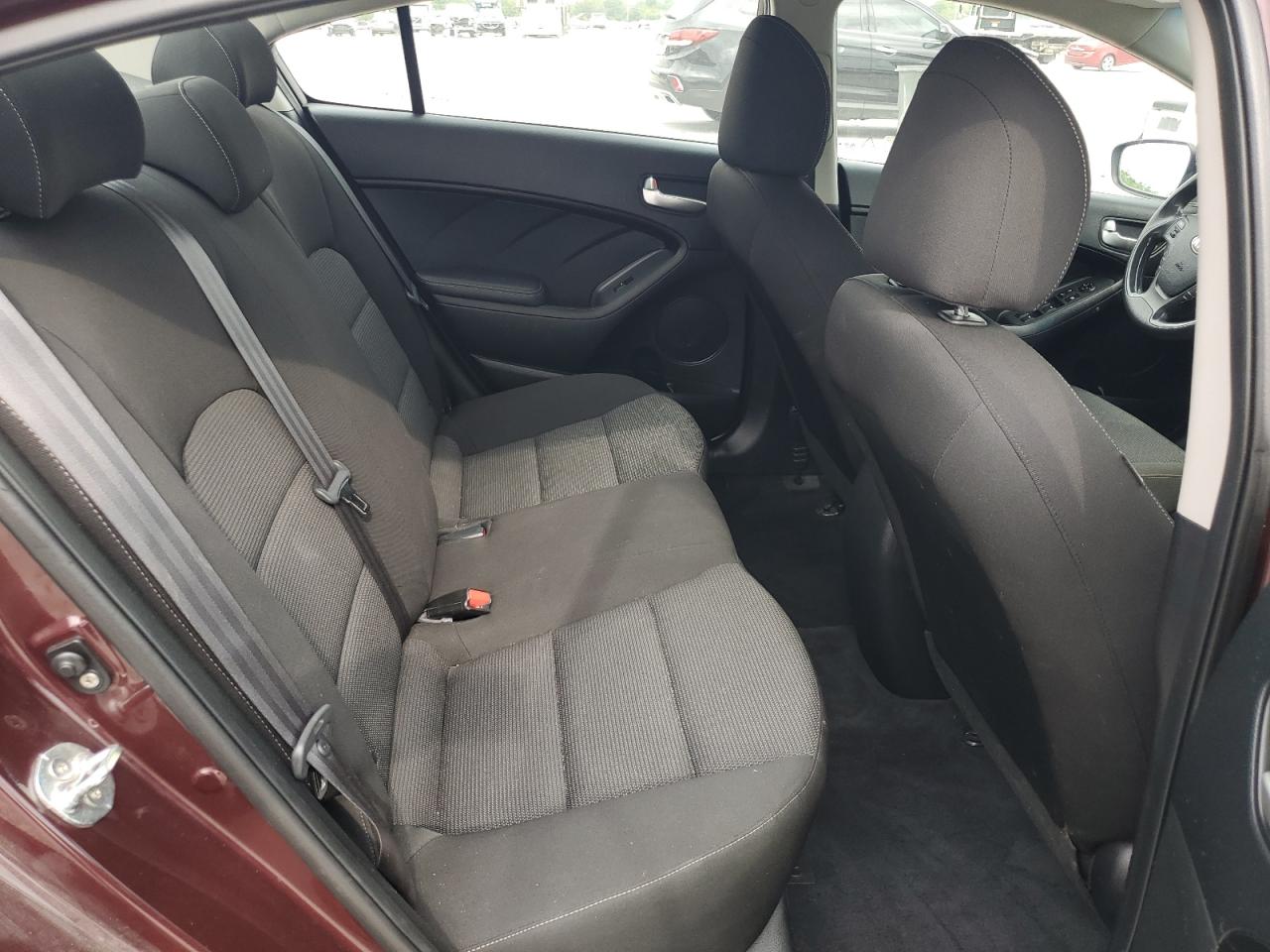 2017 Kia Forte Lx VIN: 3KPFK4A74HE044853 Lot: 63132754