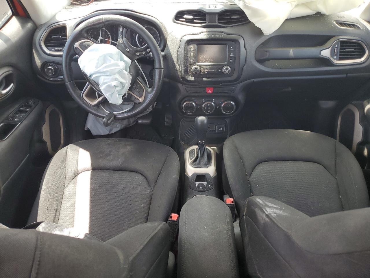 2015 Jeep Renegade Latitude VIN: ZACCJABT7FPC39958 Lot: 61085184