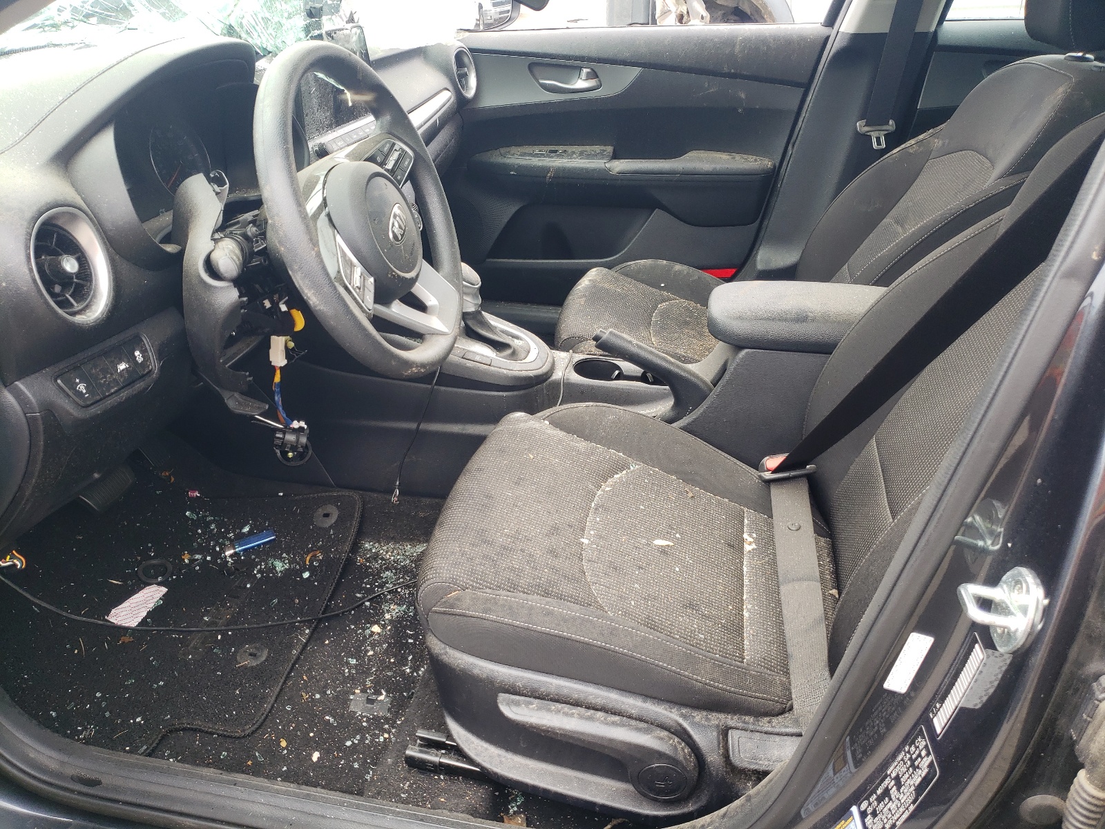 3KPF24AD3KE125517 2019 Kia Forte Fe