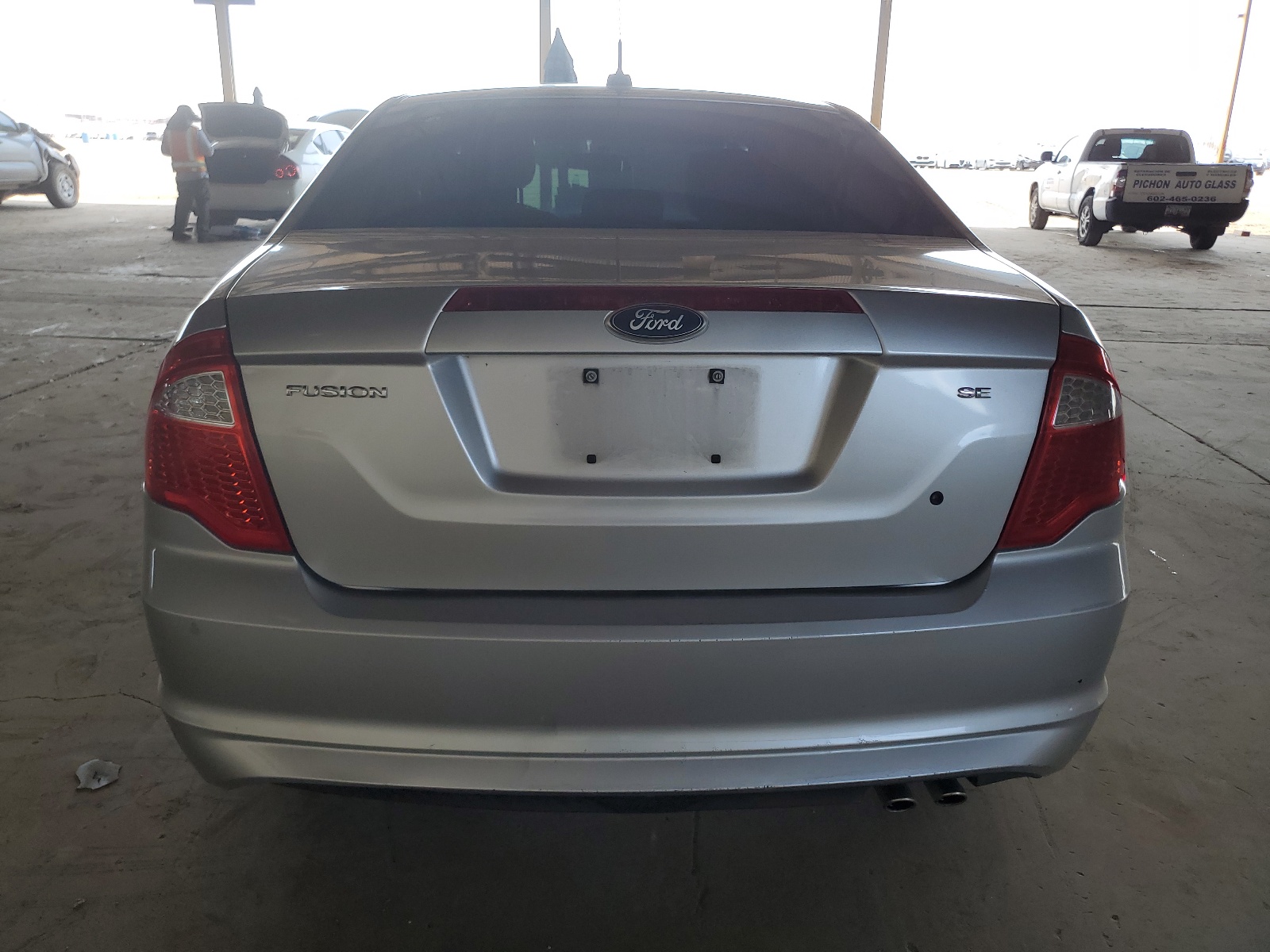 3FAHP0HA6BR305698 2011 Ford Fusion Se