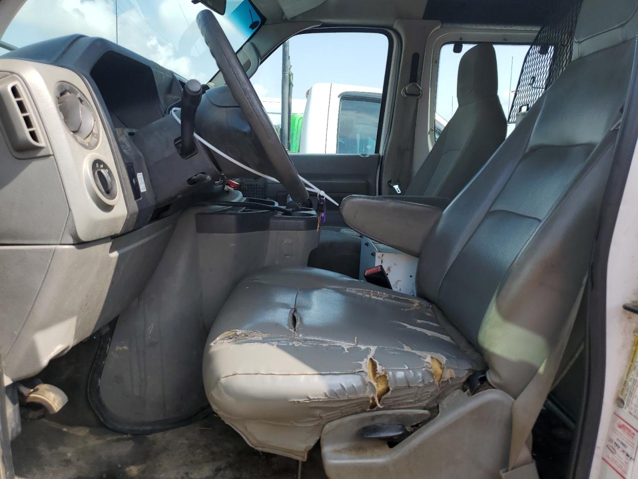 2011 Ford Econoline E150 Van VIN: 1FTNE1EW2BDB06696 Lot: 63889424