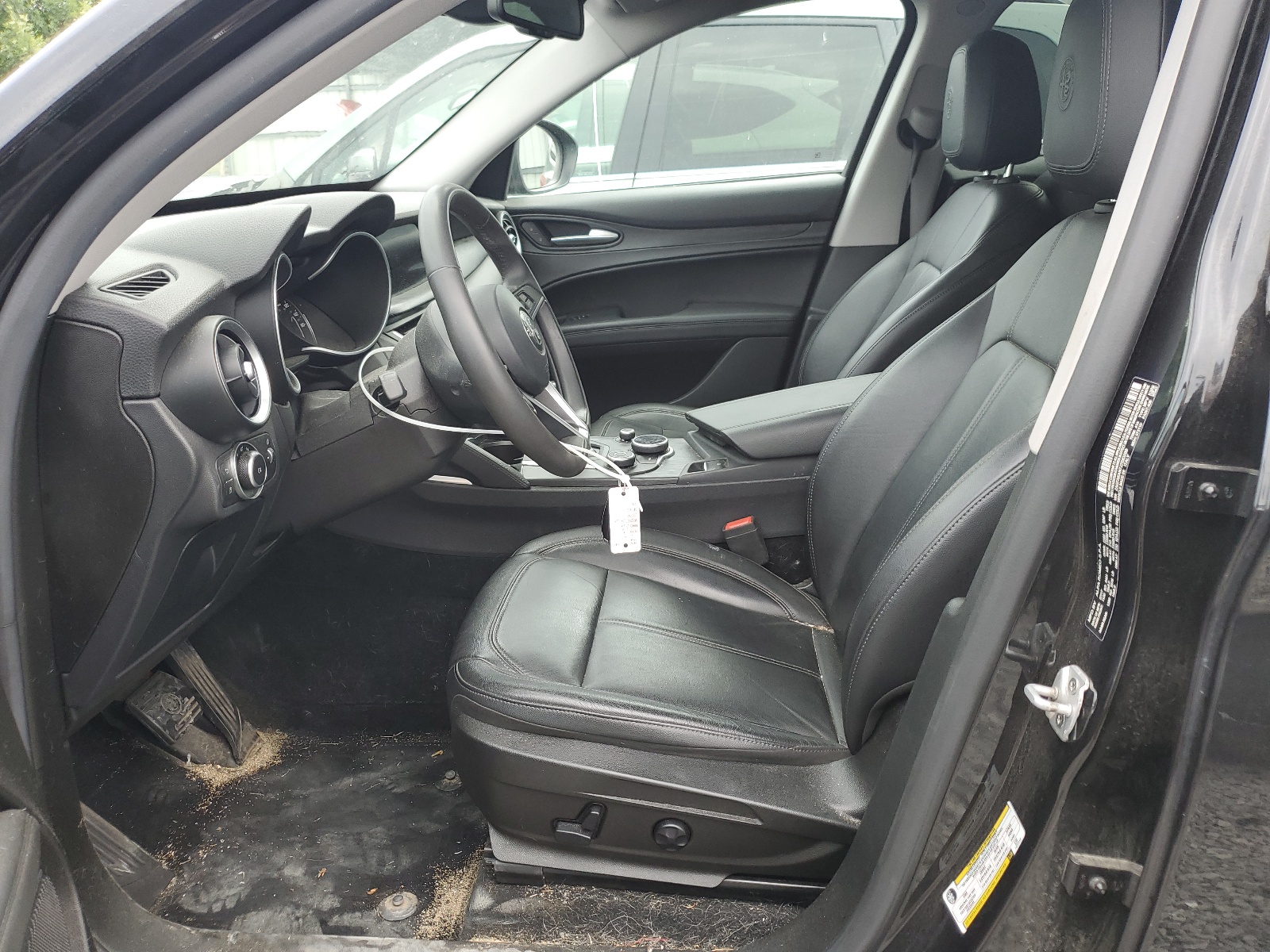 ZASFAKAN7J7B83099 2018 Alfa Romeo Stelvio