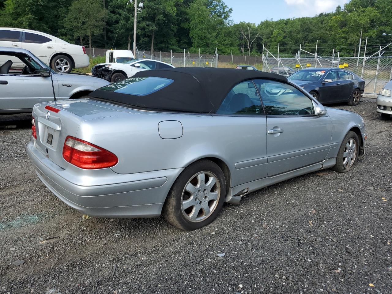 2003 Mercedes-Benz Clk 320 VIN: WDBLK65G93T134314 Lot: 64794504