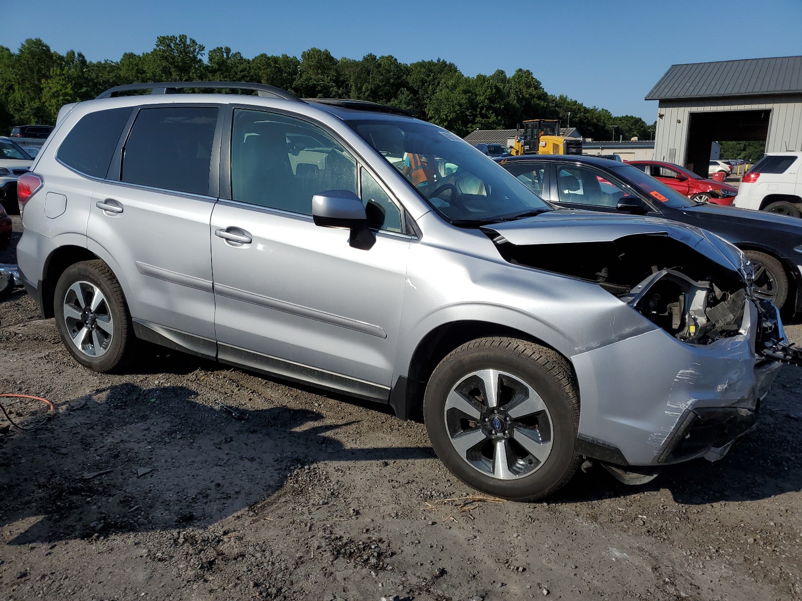 2017 Subaru Forester 2.5I Limited vin: JF2SJARC8HH505808