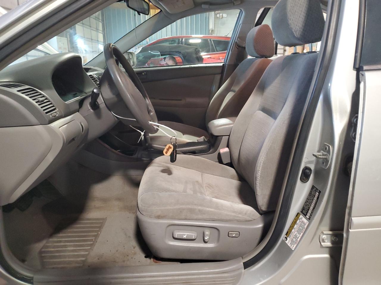 2004 Toyota Camry Le VIN: 4T1BE32K04U901499 Lot: 65415744