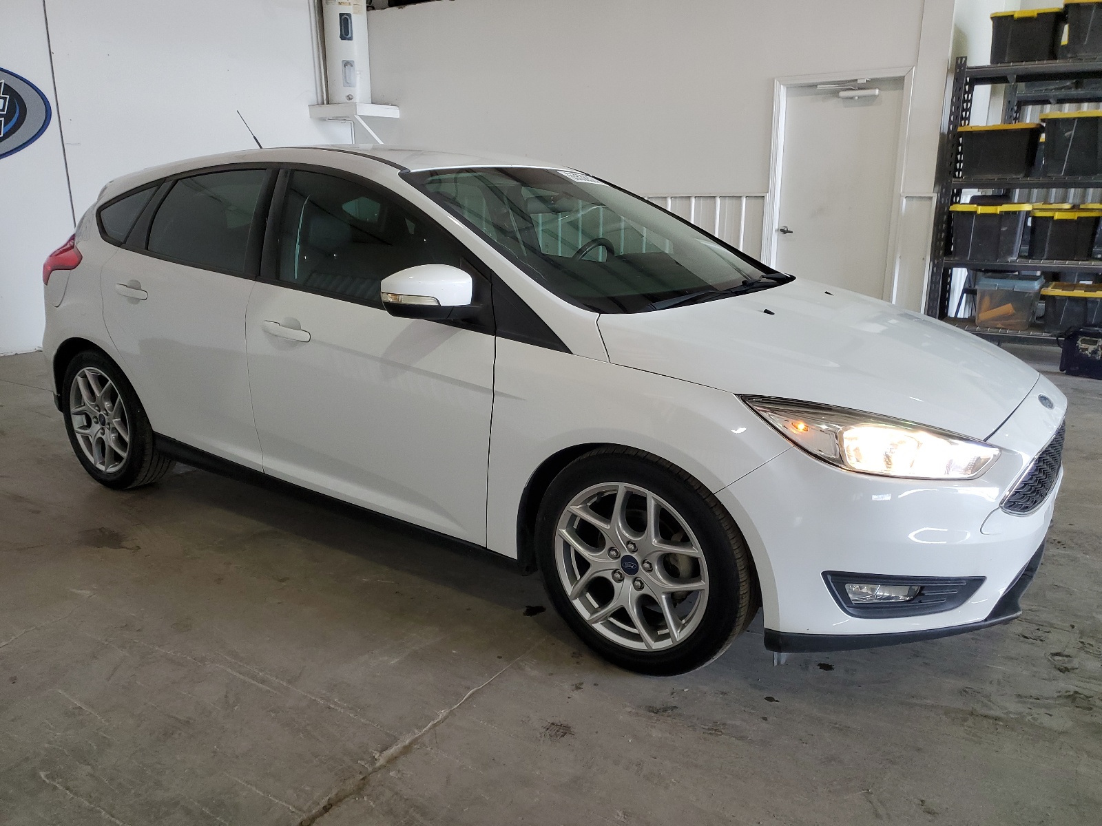 2015 Ford Focus Se vin: 1FADP3K20FL329873