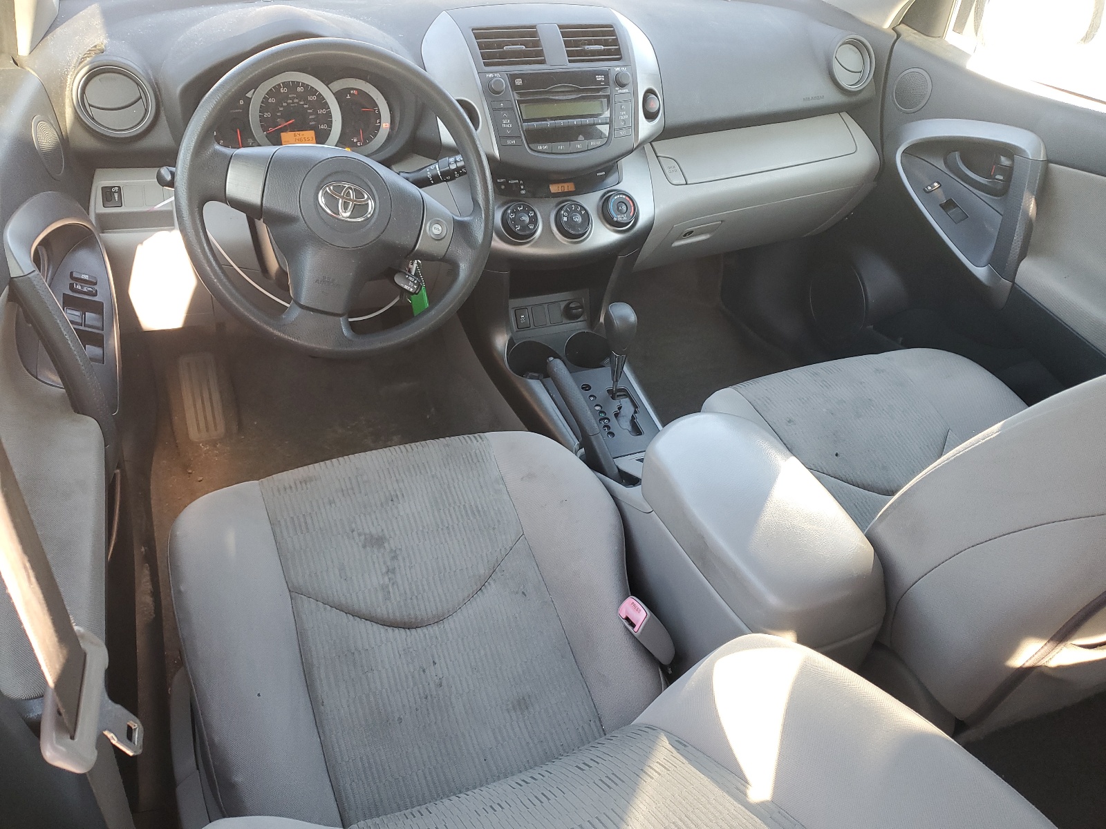 JTMBF4DV5AD024390 2010 Toyota Rav4