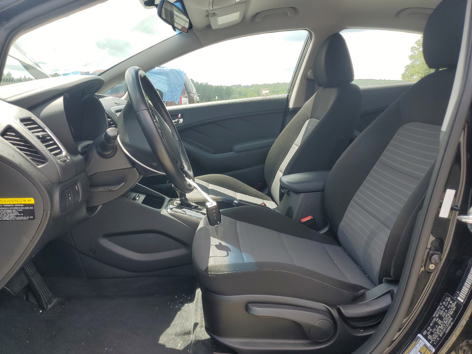 3KPFL4A71JE248996 2018 Kia Forte Lx