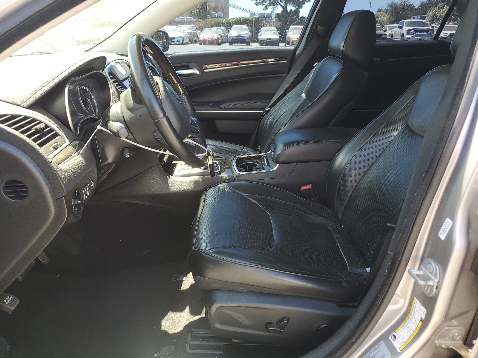 2C3CCAEG4HH630907 2017 Chrysler 300C