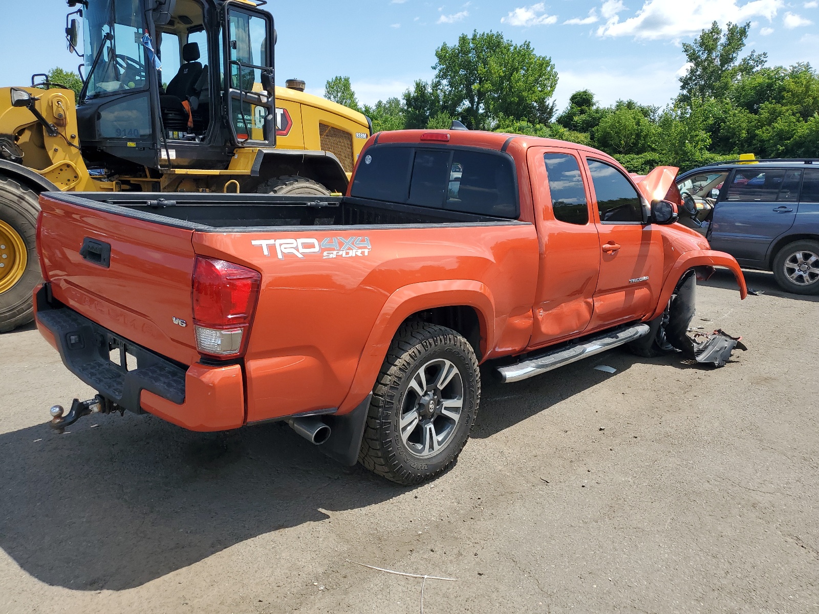 2017 Toyota Tacoma Access Cab vin: 5TFSZ5AN7HX088036