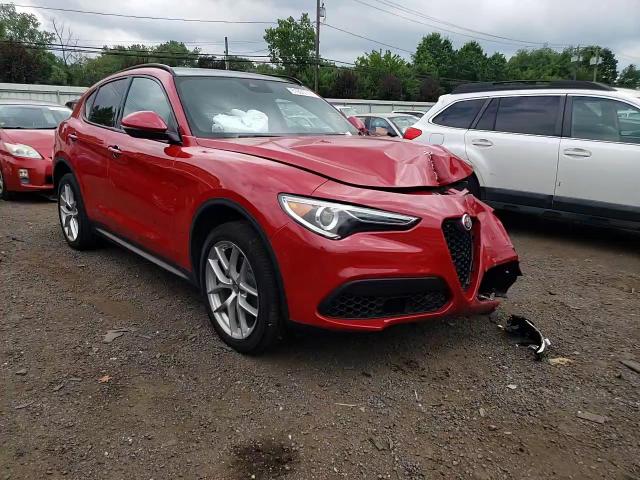 2018 Alfa Romeo Stelvio Ti Sport VIN: ZASFAKNN0J7B76733 Lot: 61805774