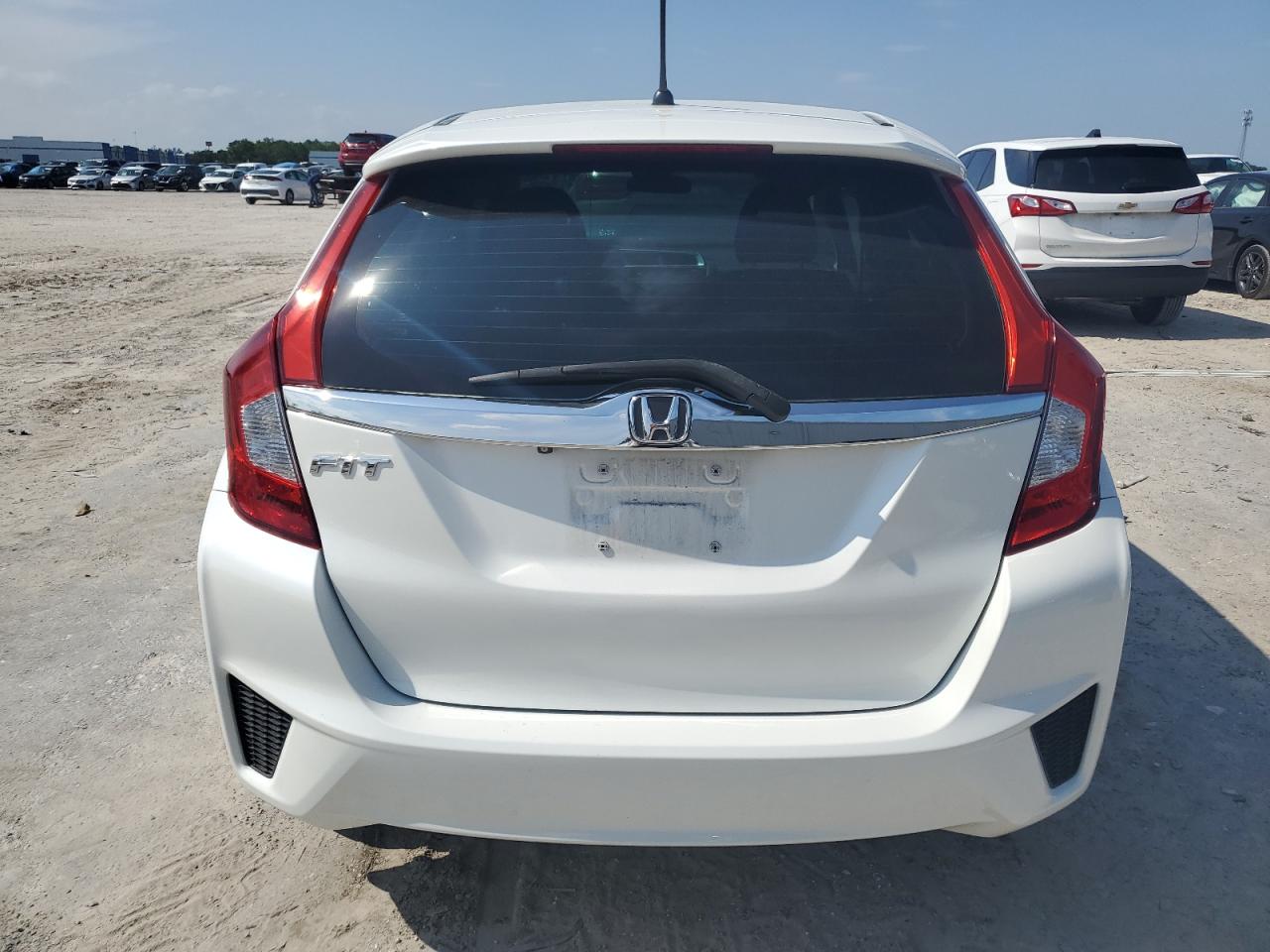 2015 Honda Fit Ex VIN: 3HGGK5H88FM760765 Lot: 64987424