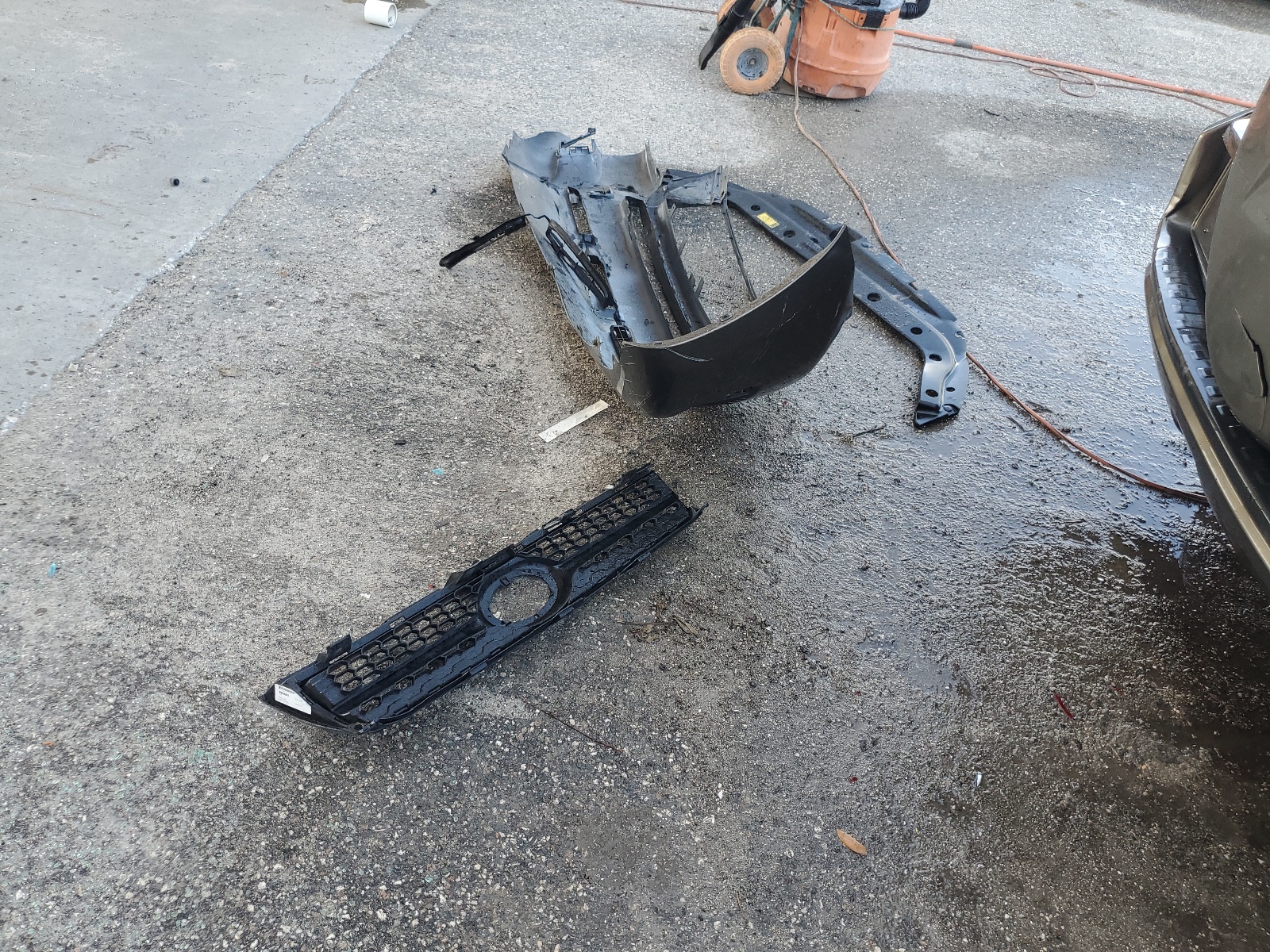 2T3ZF4DVXAW020840 2010 Toyota Rav4