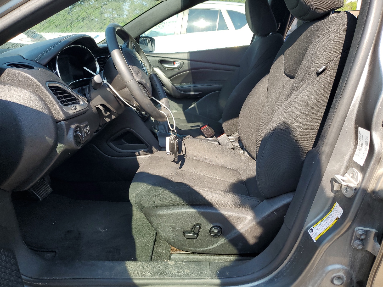 1C3CDFCA2DD107725 2013 Dodge Dart Limited