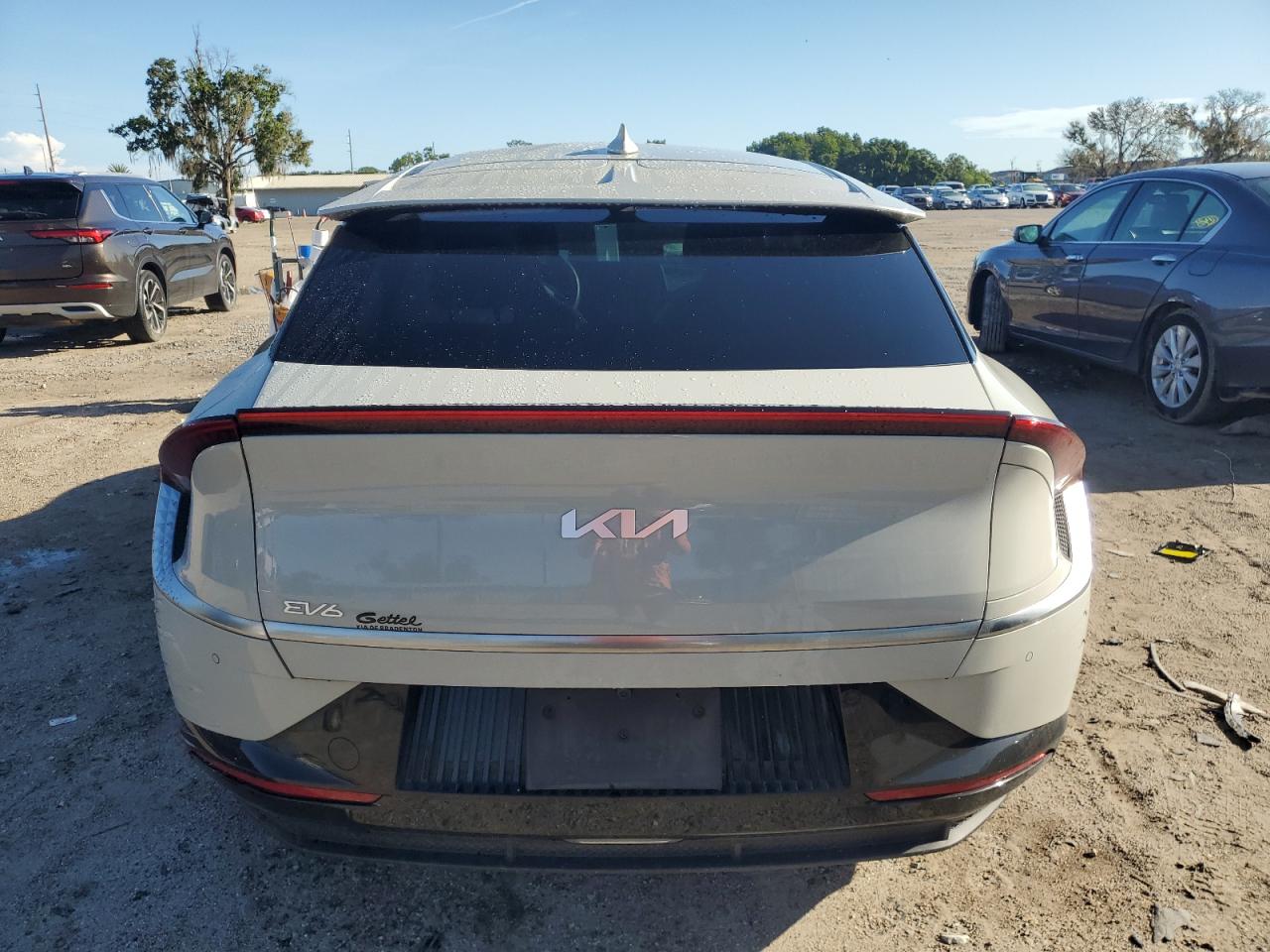 2023 Kia Ev6 Light VIN: KNDC34LA2P5122887 Lot: 63561944