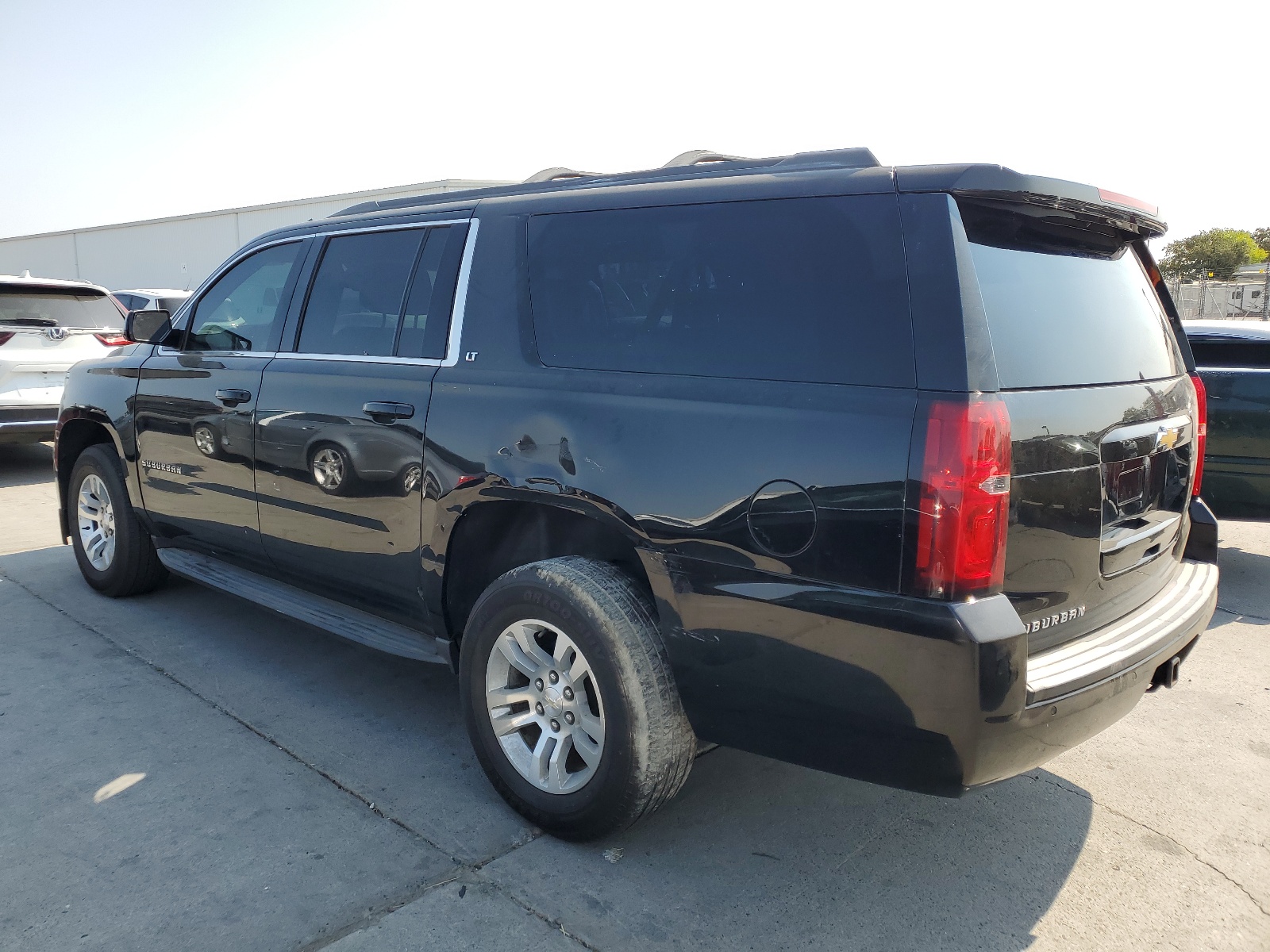 2018 Chevrolet Suburban K1500 Lt vin: 1GNSKHKC6JR334742