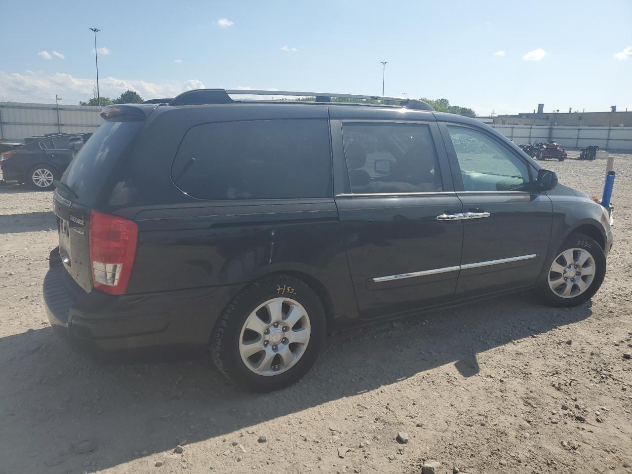 2007 Hyundai Entourage Gls VIN: KNDMC233076016104 Lot: 62447834