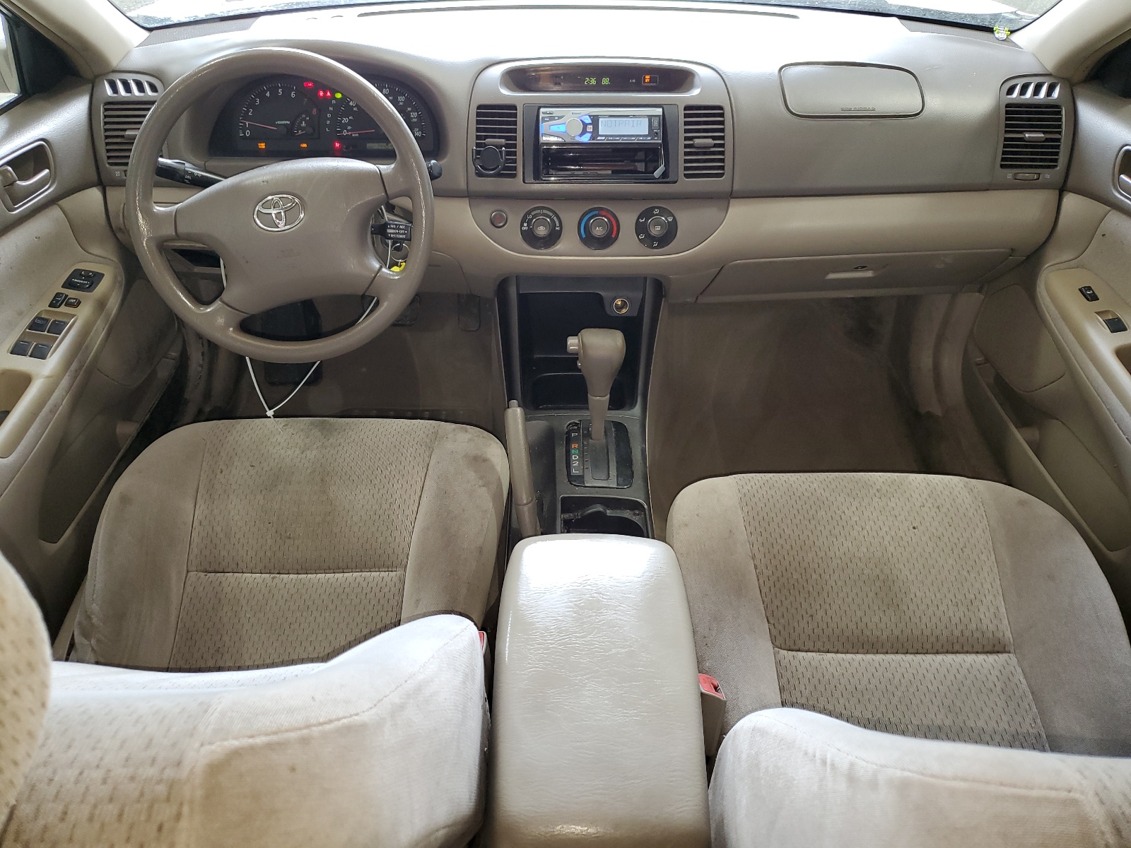 4T1BE32KX4U802334 2004 Toyota Camry Le