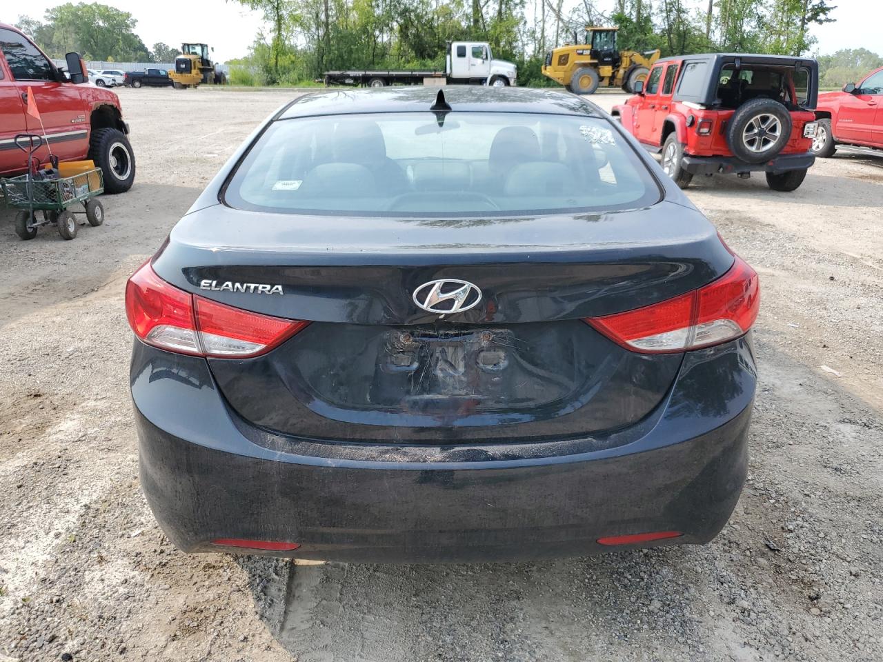 5NPDH4AE4DH310401 2013 Hyundai Elantra Gls