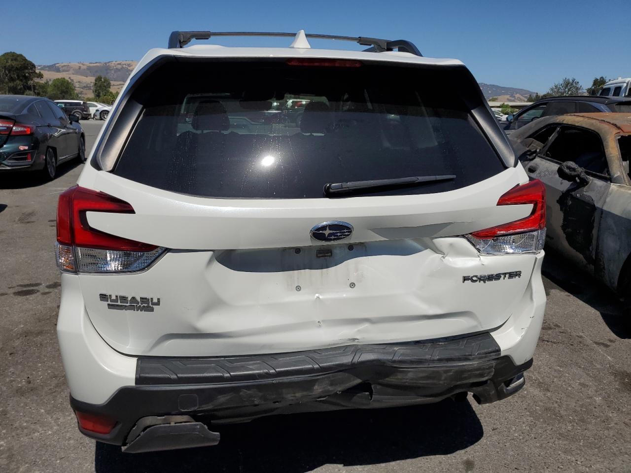 2020 Subaru Forester Premium VIN: JF2SKAGC3LH460849 Lot: 65071564