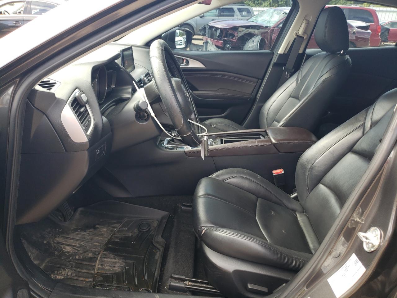 2018 Mazda 3 Touring VIN: 3MZBN1L36JM235293 Lot: 61835454