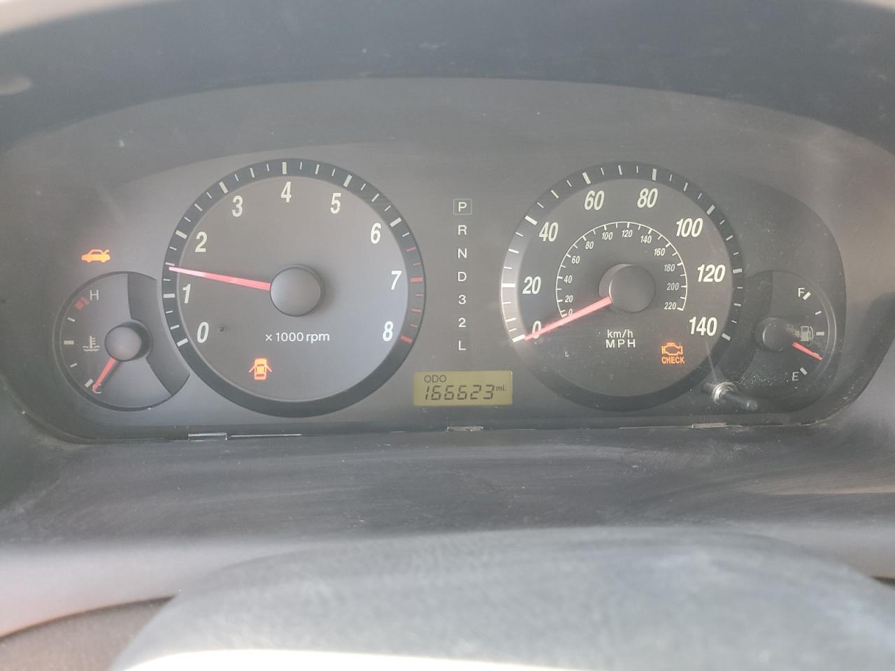 2004 Hyundai Elantra Gls VIN: KMHDN46DX4U886620 Lot: 60508394