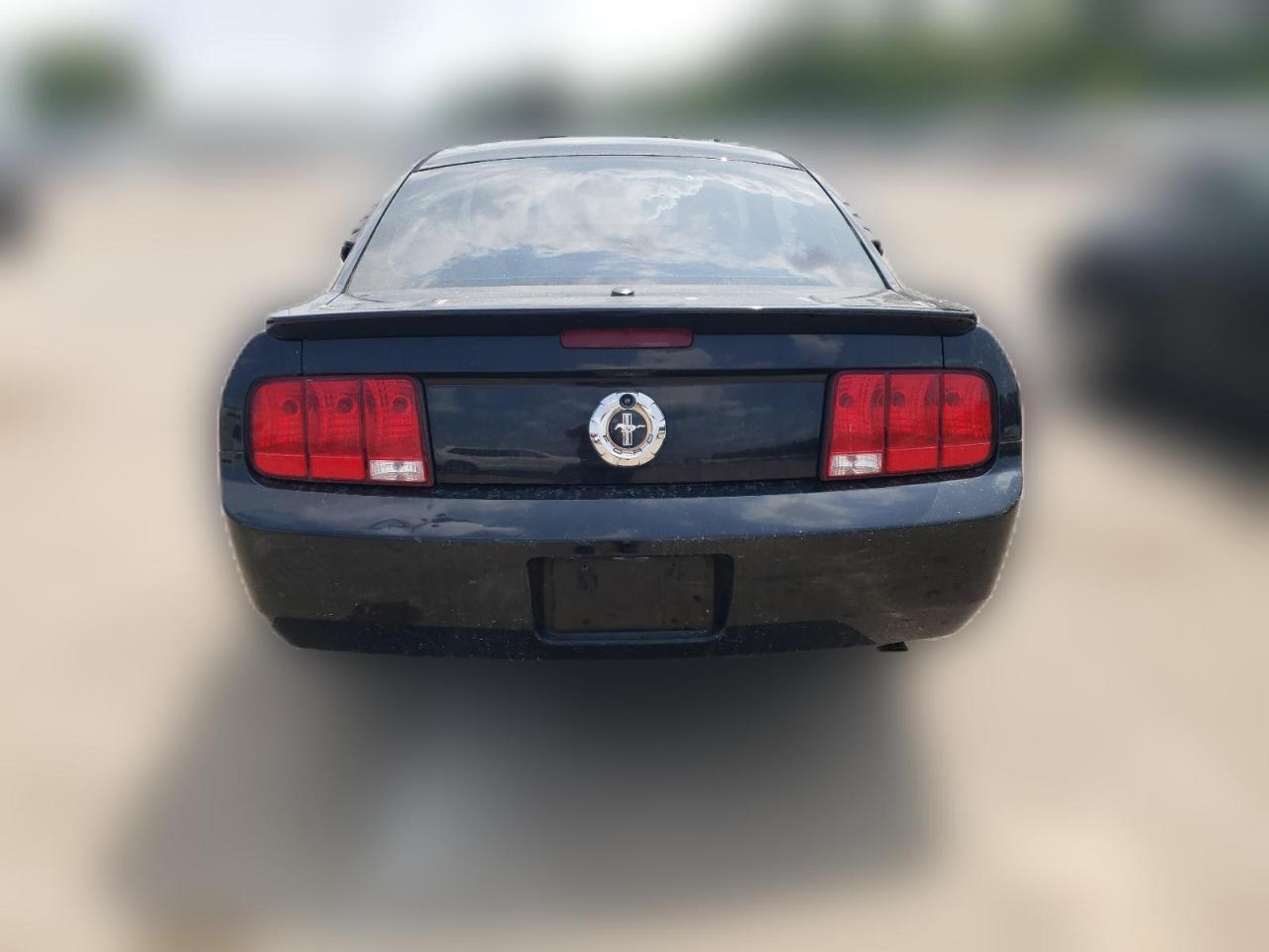 2007 Ford Mustang VIN: 1ZVFT80N375325988 Lot: 63914164