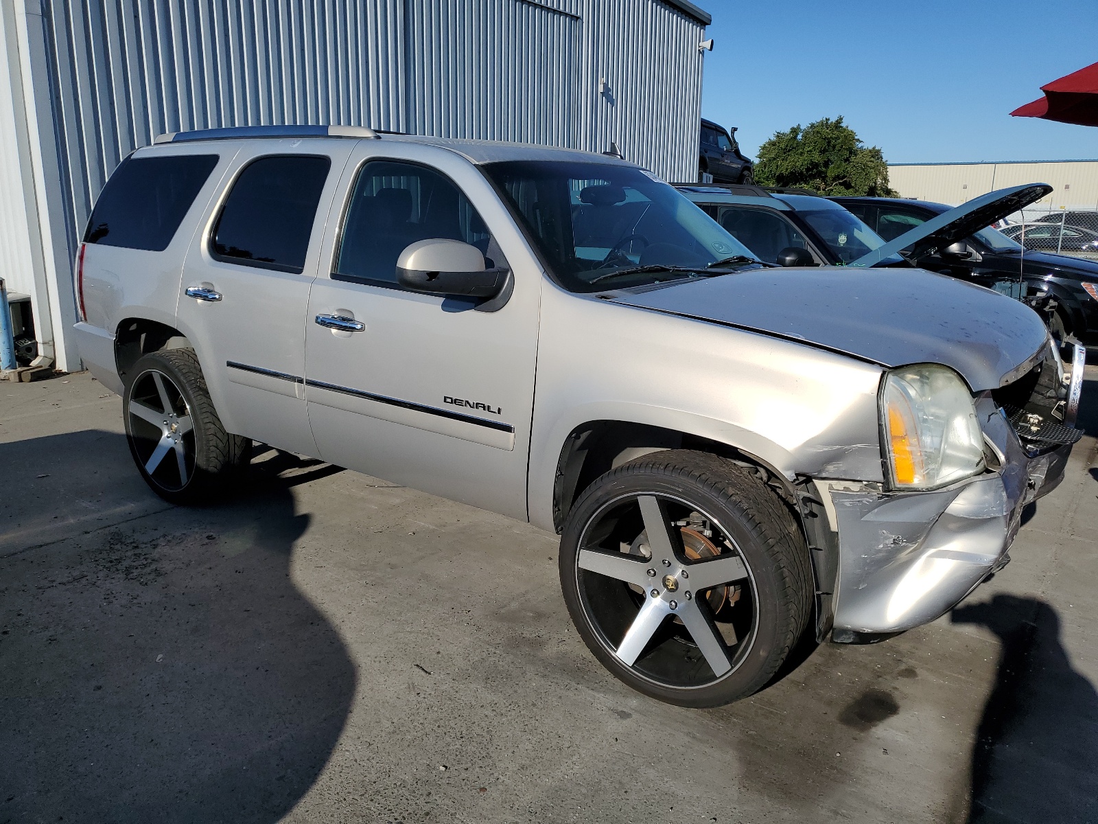 1GKS2EEF4CR129375 2012 GMC Yukon Denali