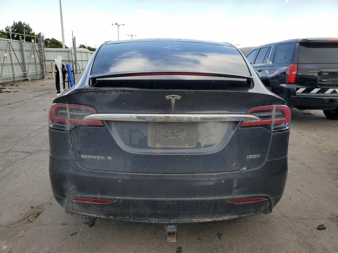 2018 Tesla Model X VIN: 5YJXCDE21JF142304 Lot: 63062724