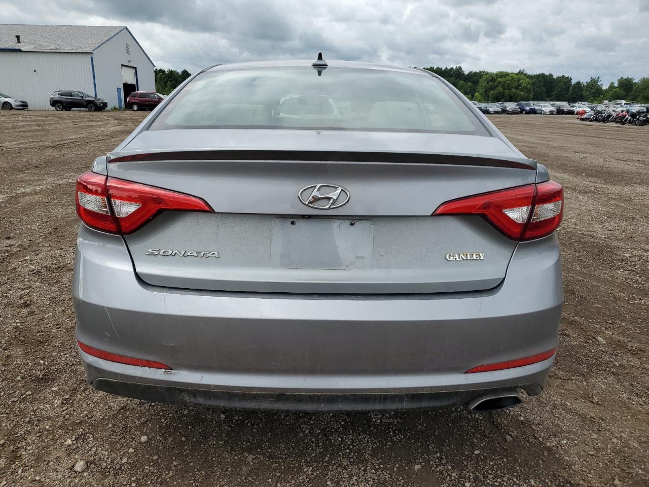 2015 Hyundai Sonata Se VIN: 5NPE24AF2FH214879 Lot: 62487034