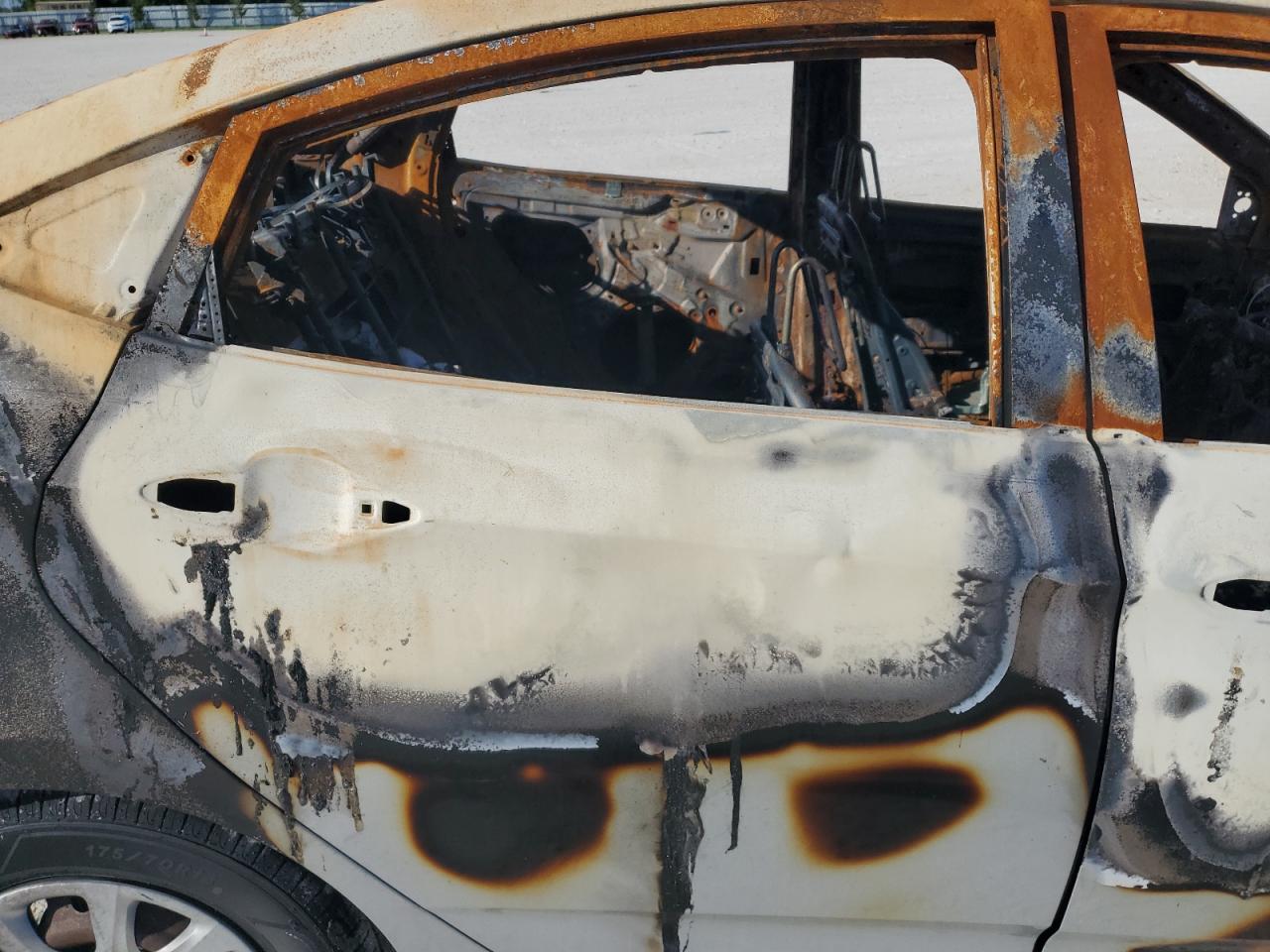 2013 Hyundai Accent Gls VIN: KMHCT4AE5DU576277 Lot: 63405684