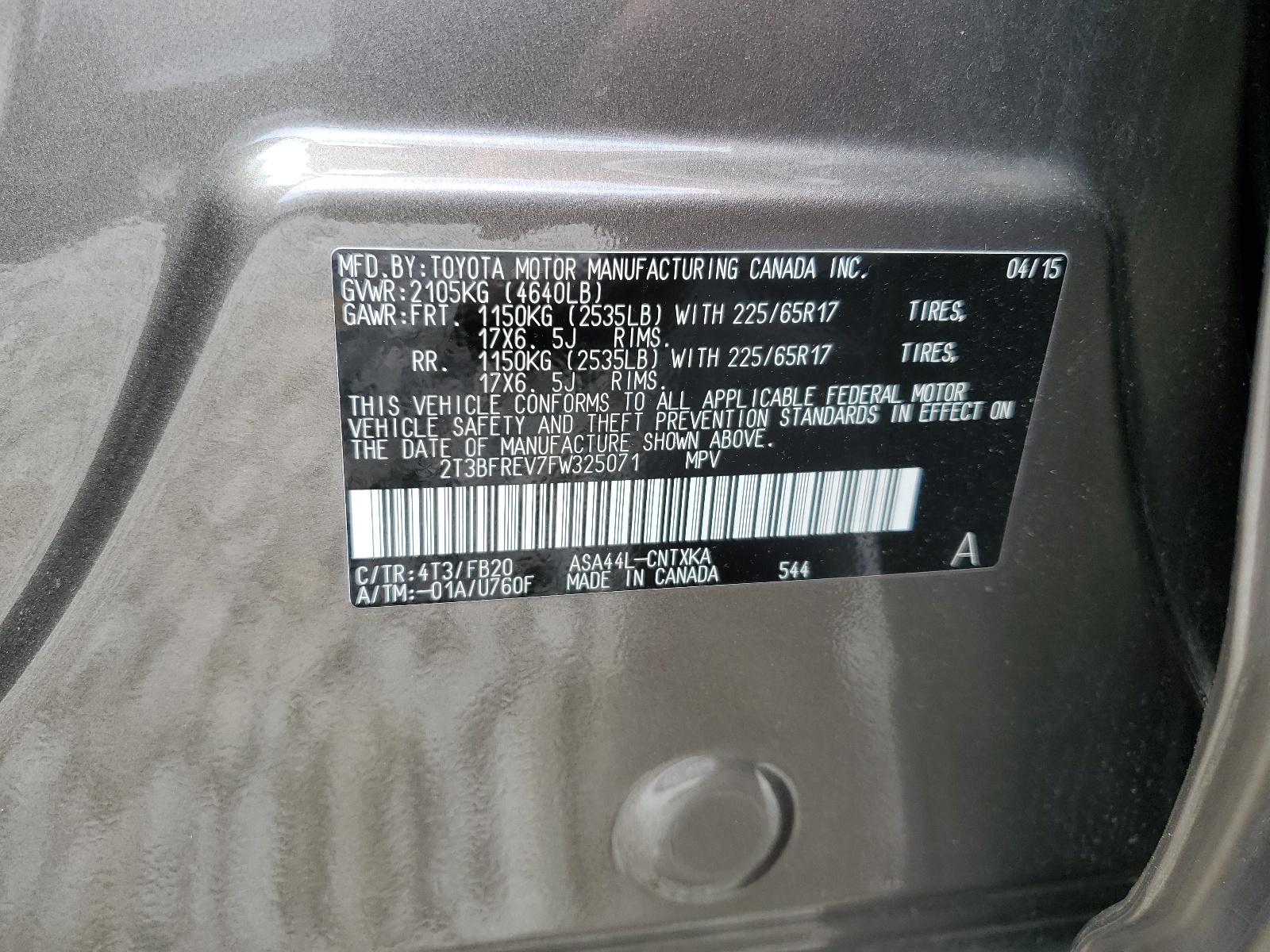 2T3BFREV7FW325071 2015 Toyota Rav4 Le