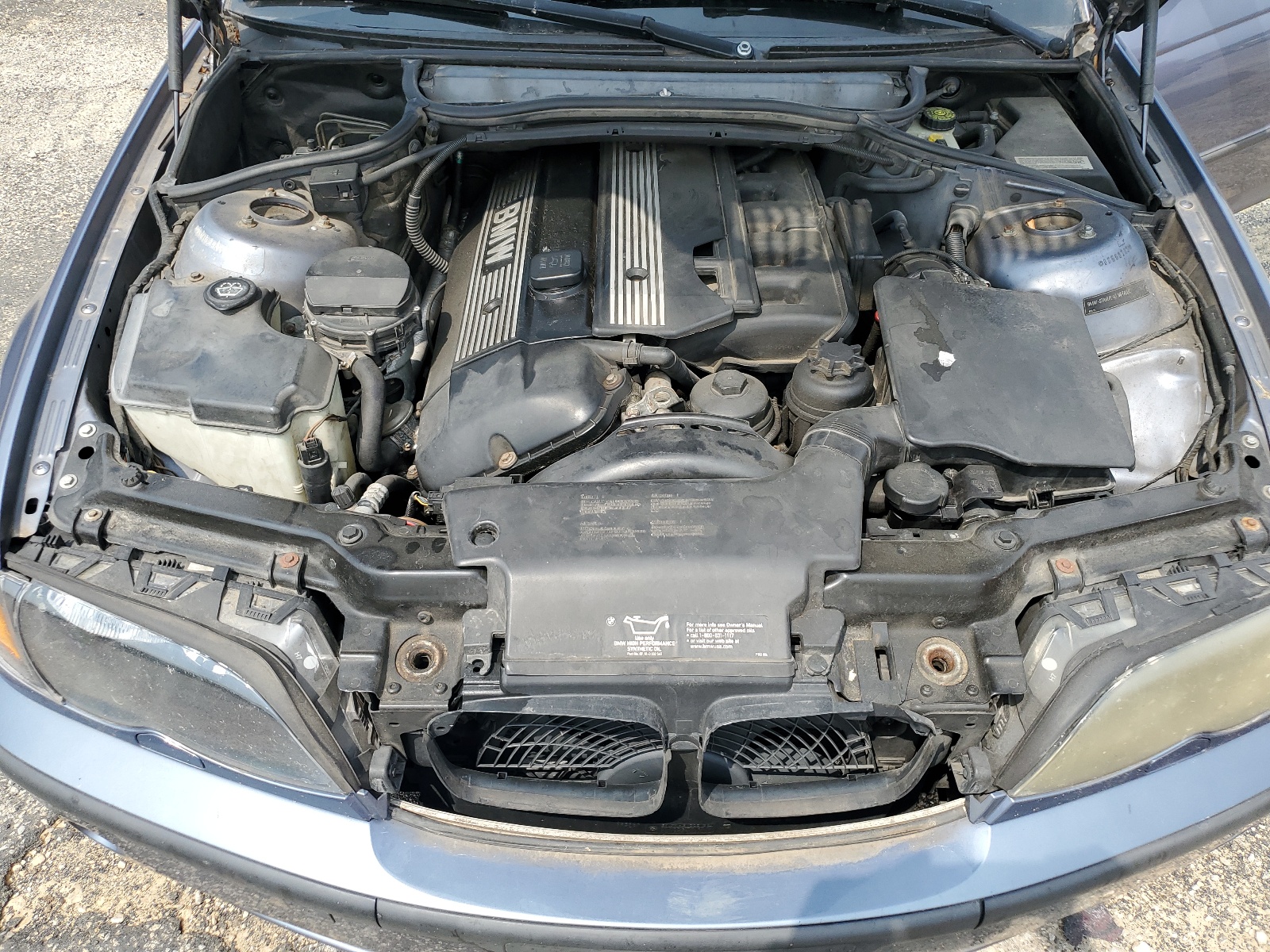 WBAEU33492PF64623 2002 BMW 325 Xi