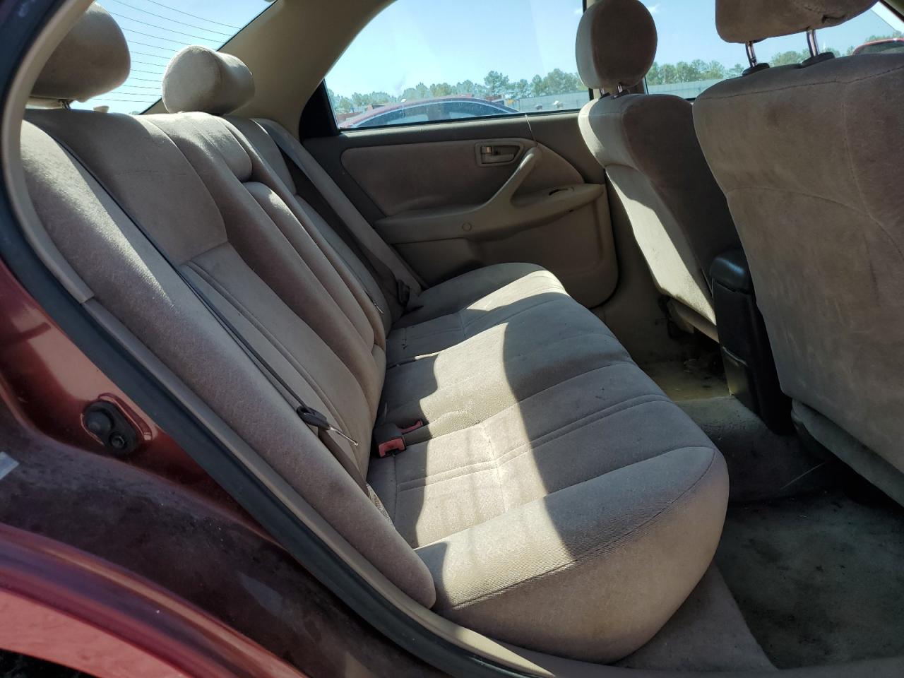 1999 Toyota Camry Le VIN: 4T1BF28K8XU084480 Lot: 65584035