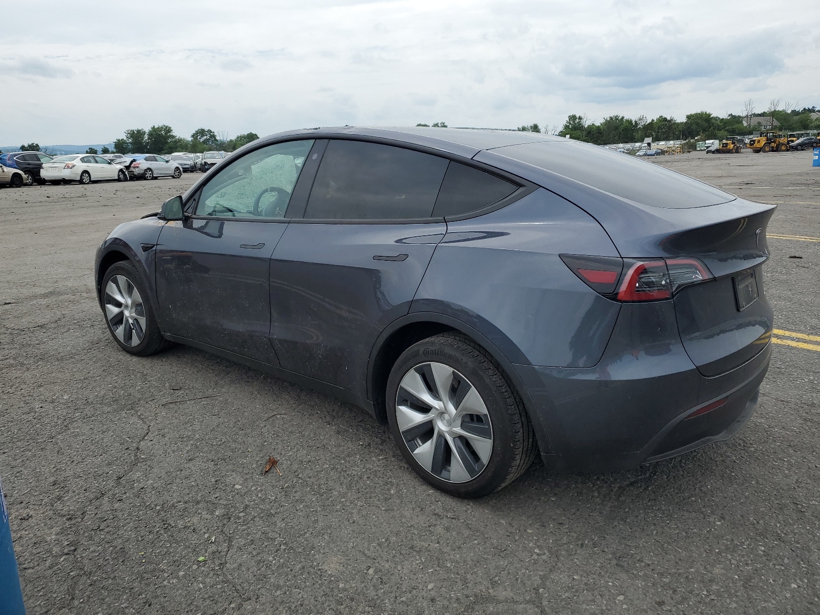 7SAYGDEE9NF448453 2022 Tesla Model Y