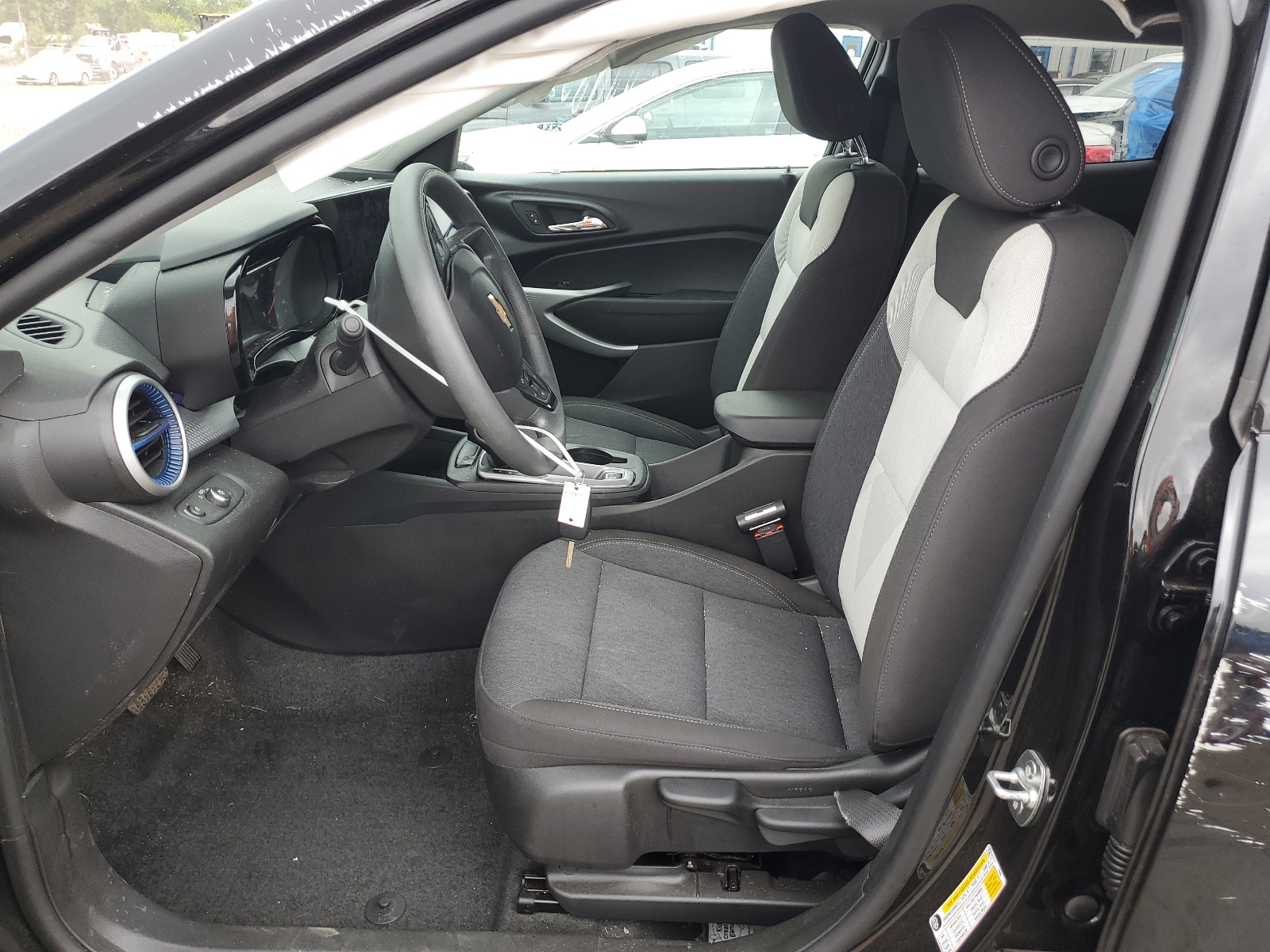 KL77LFE28RC194322 2024 Chevrolet Trax Ls