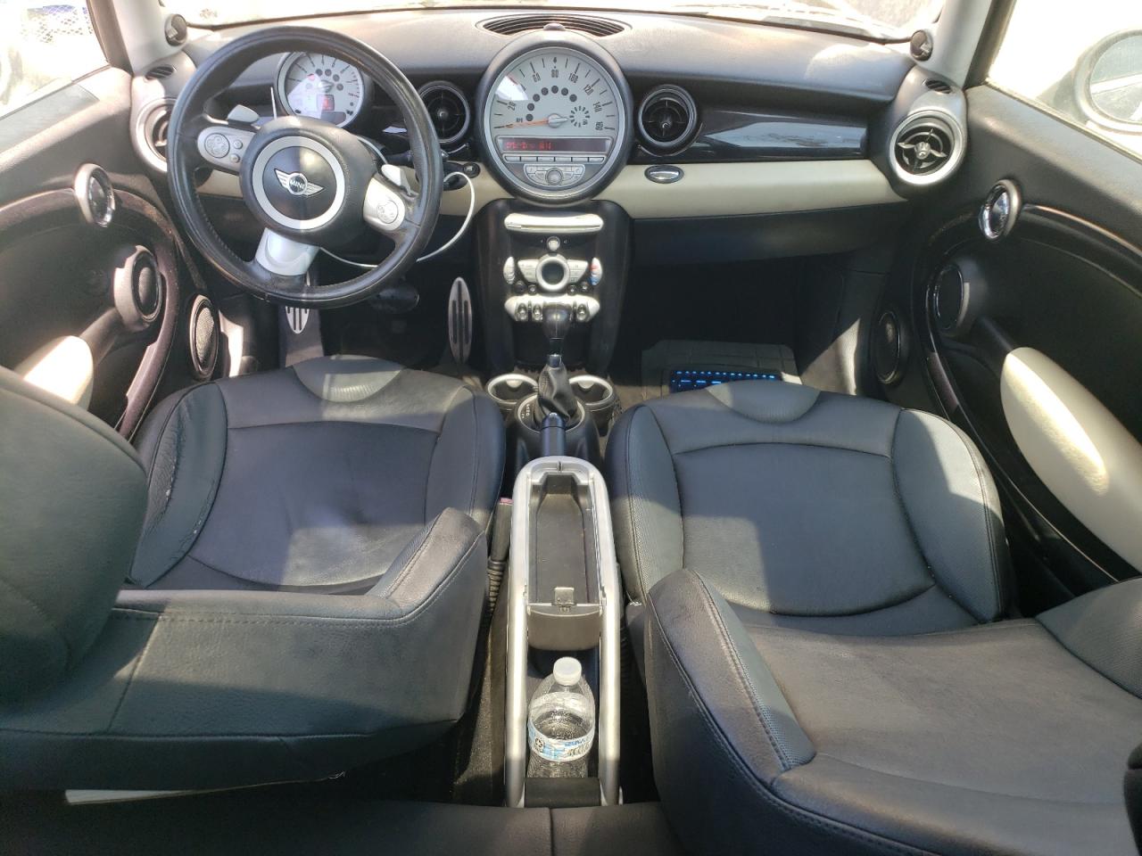 2010 Mini Cooper S VIN: WMWMF7C56ATZ71212 Lot: 64411954