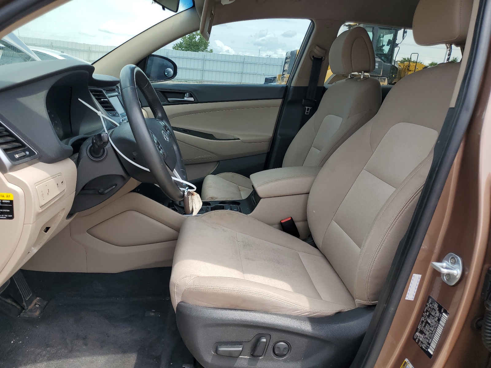 KM8J33A28HU473027 2017 Hyundai Tucson Limited