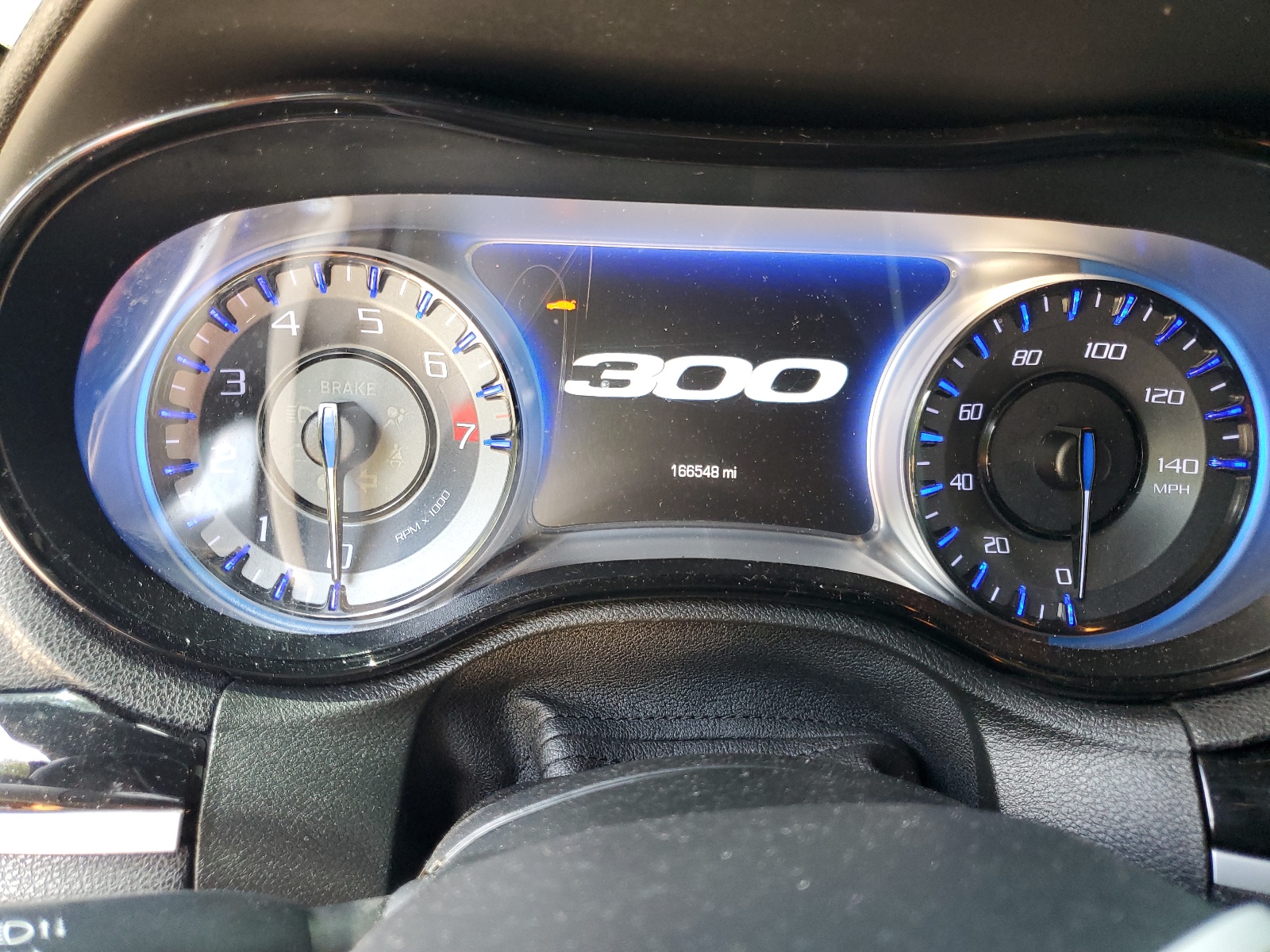 2C3CCABGXJH142975 2018 Chrysler 300 S