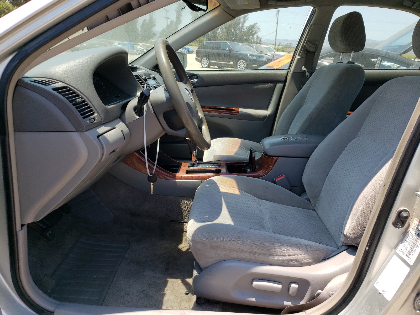 JTDBE32K230163179 2003 Toyota Camry Le