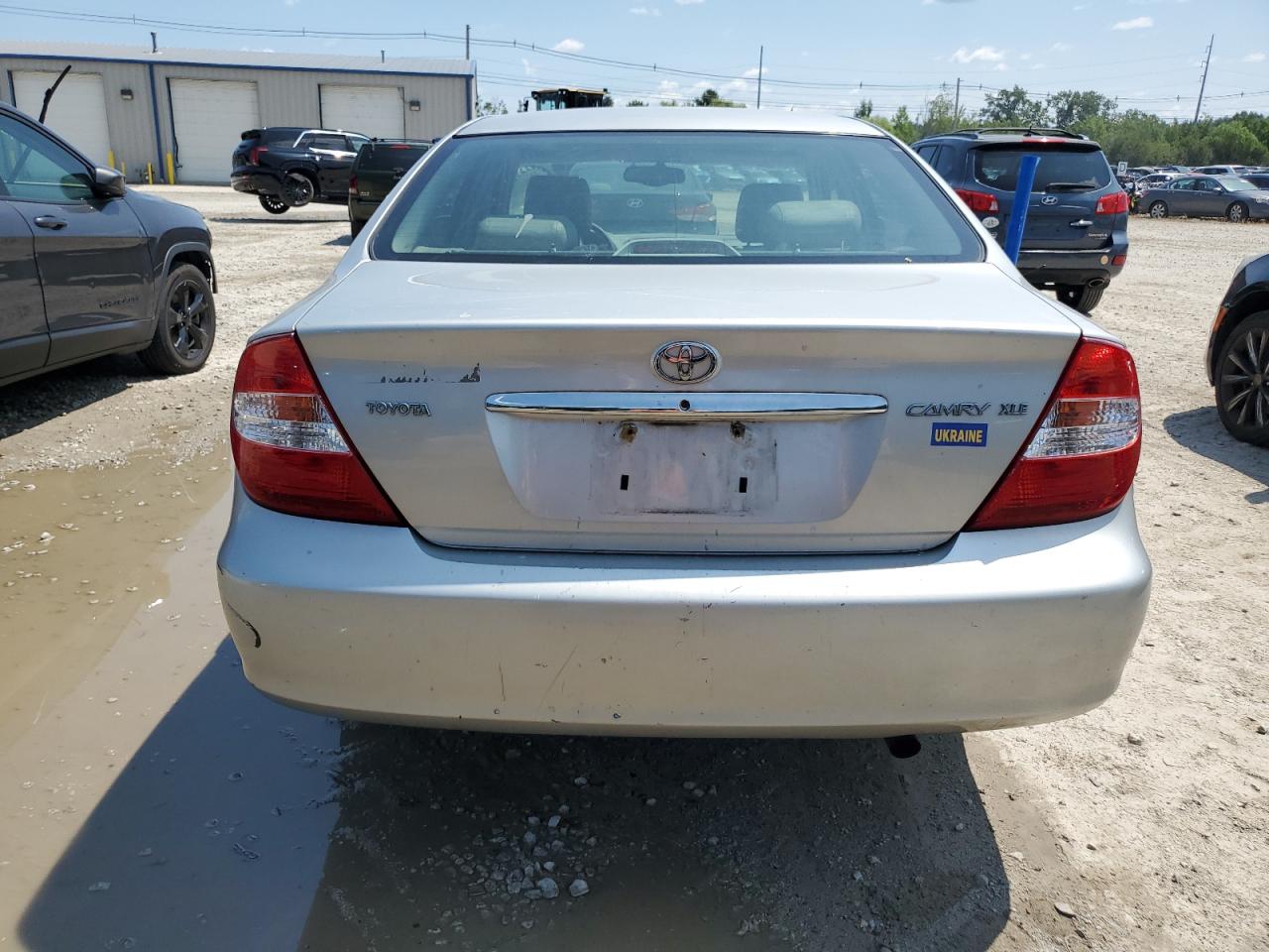 2004 Toyota Camry Le VIN: 4T1BE30K14U865633 Lot: 64986844