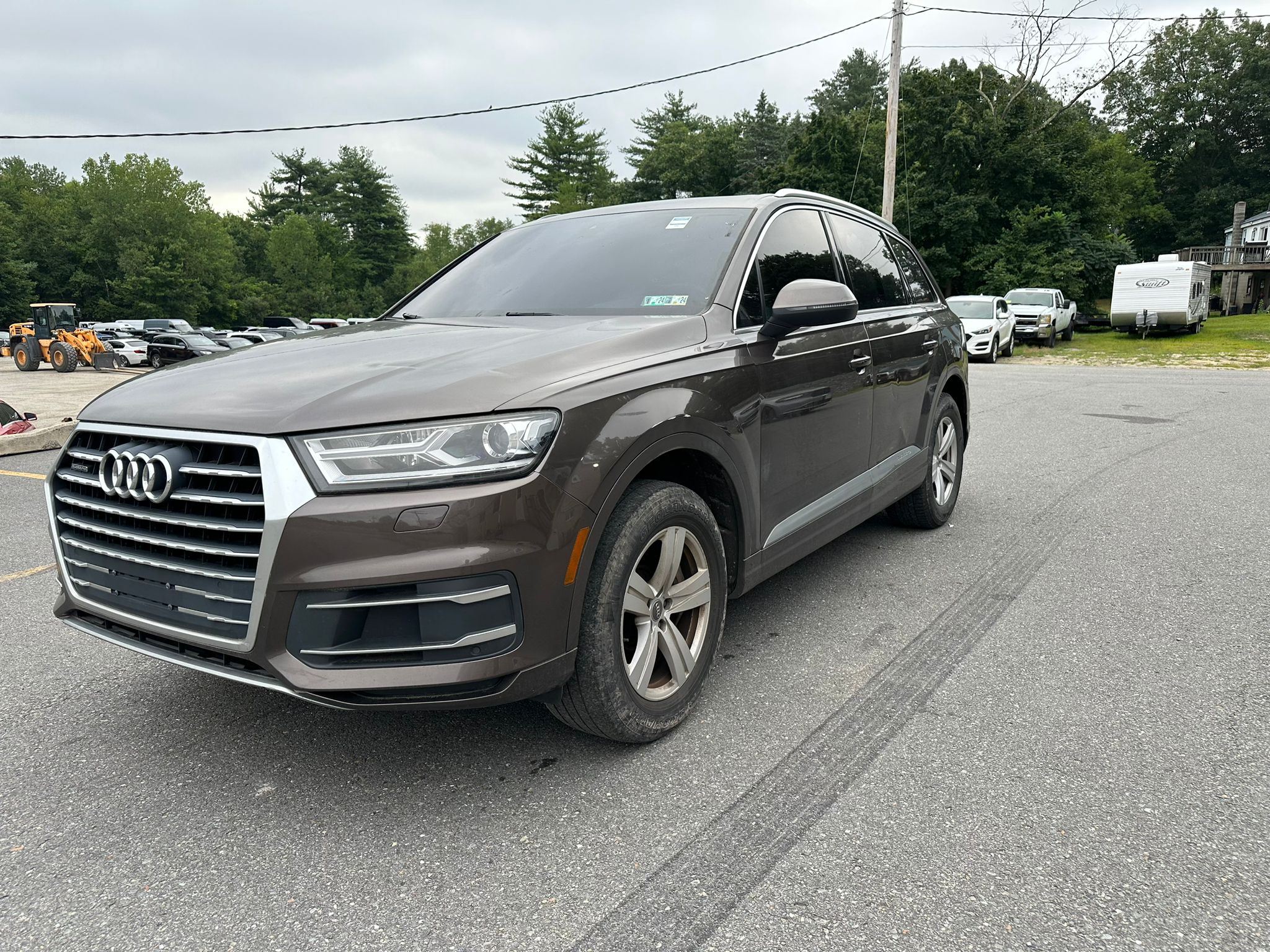 2017 Audi Q7 Premium Plus vin: WA1LHAF73HD047991