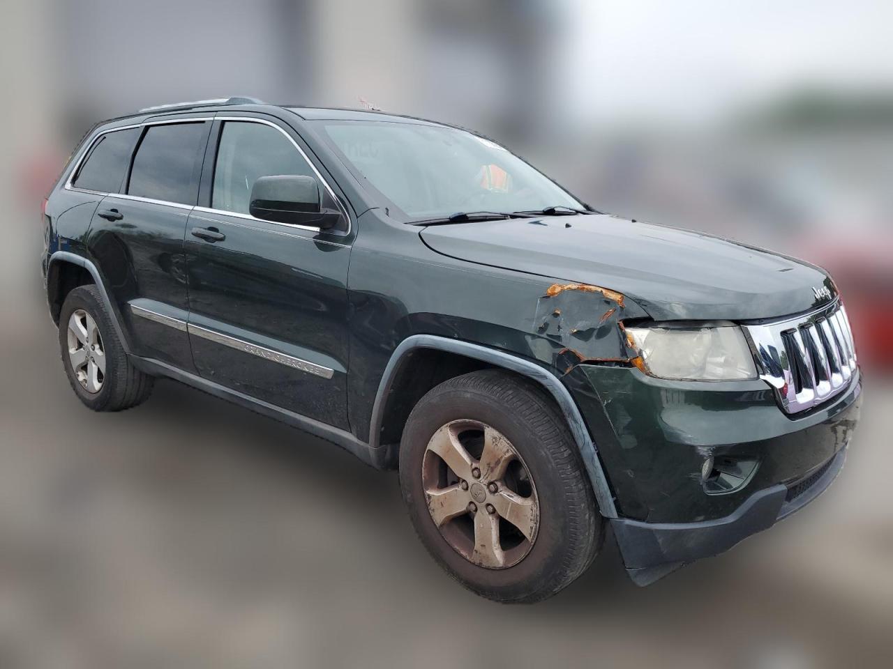 2011 Jeep Grand Cherokee - Image 4