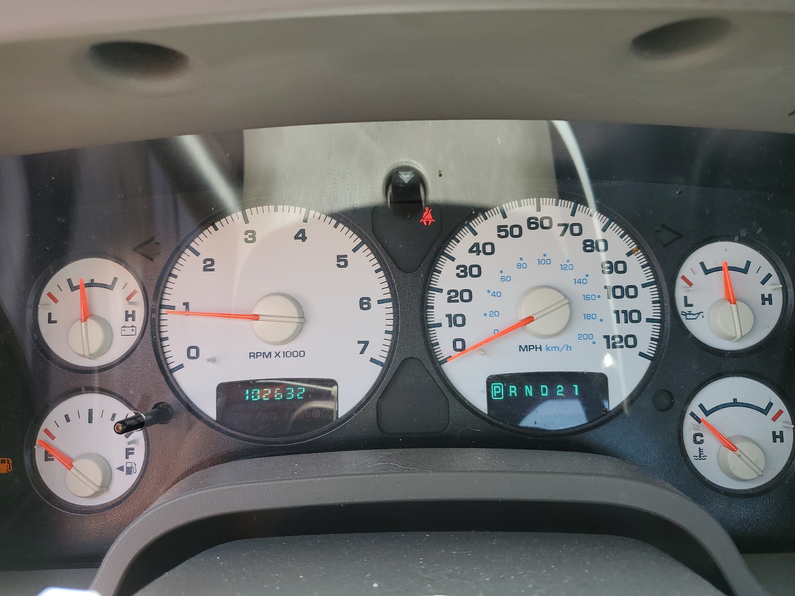 1D7HA18NX4S669429 2004 Dodge Ram 1500 St