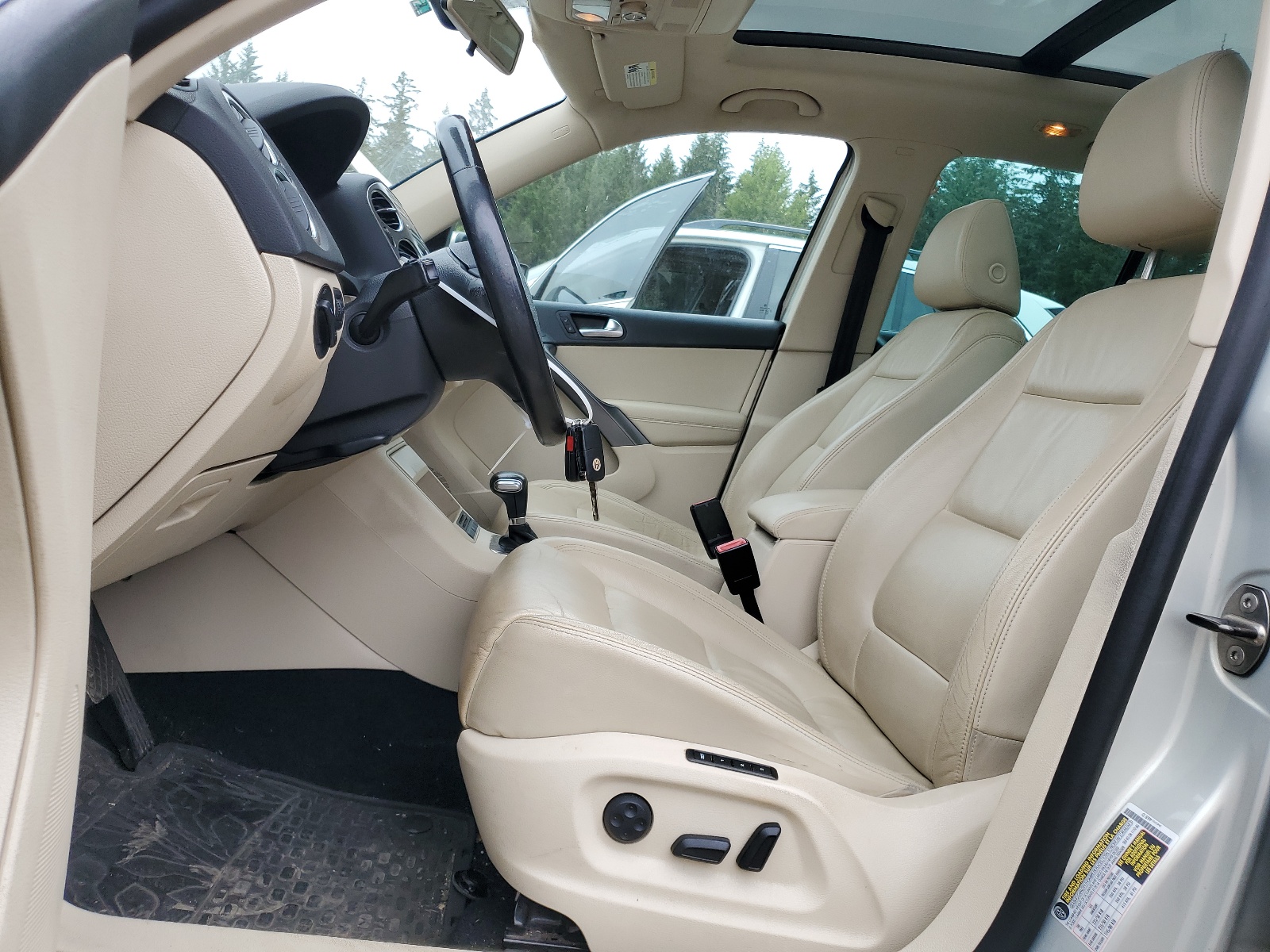 WVGBV75N09W545774 2009 Volkswagen Tiguan Se