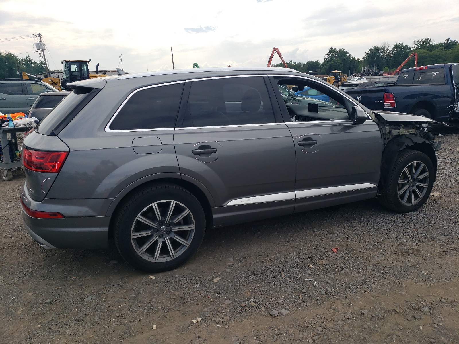 WA1AHAF76HD048253 2017 Audi Q7 Premium