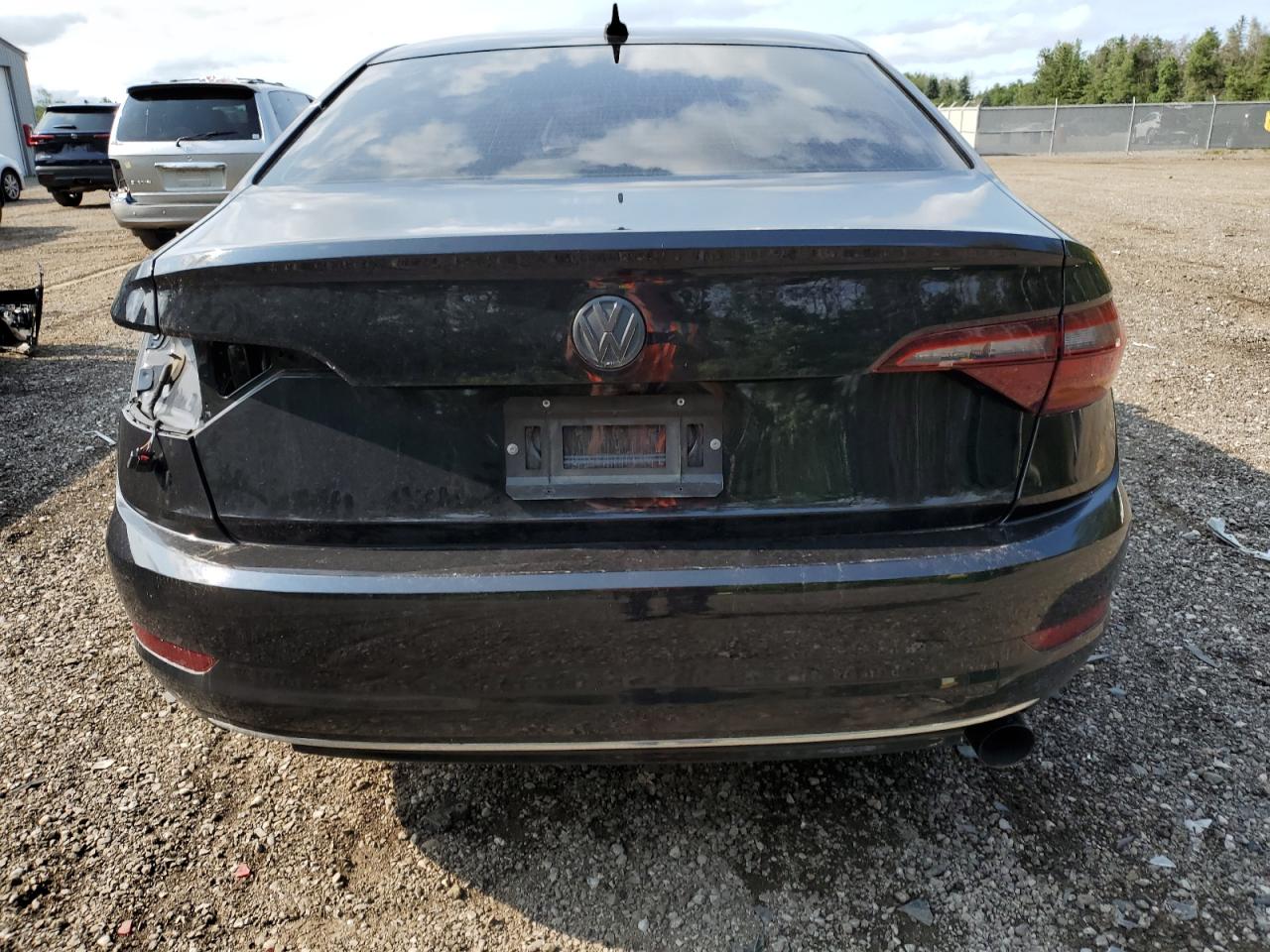 2019 Volkswagen Jetta - Image 6