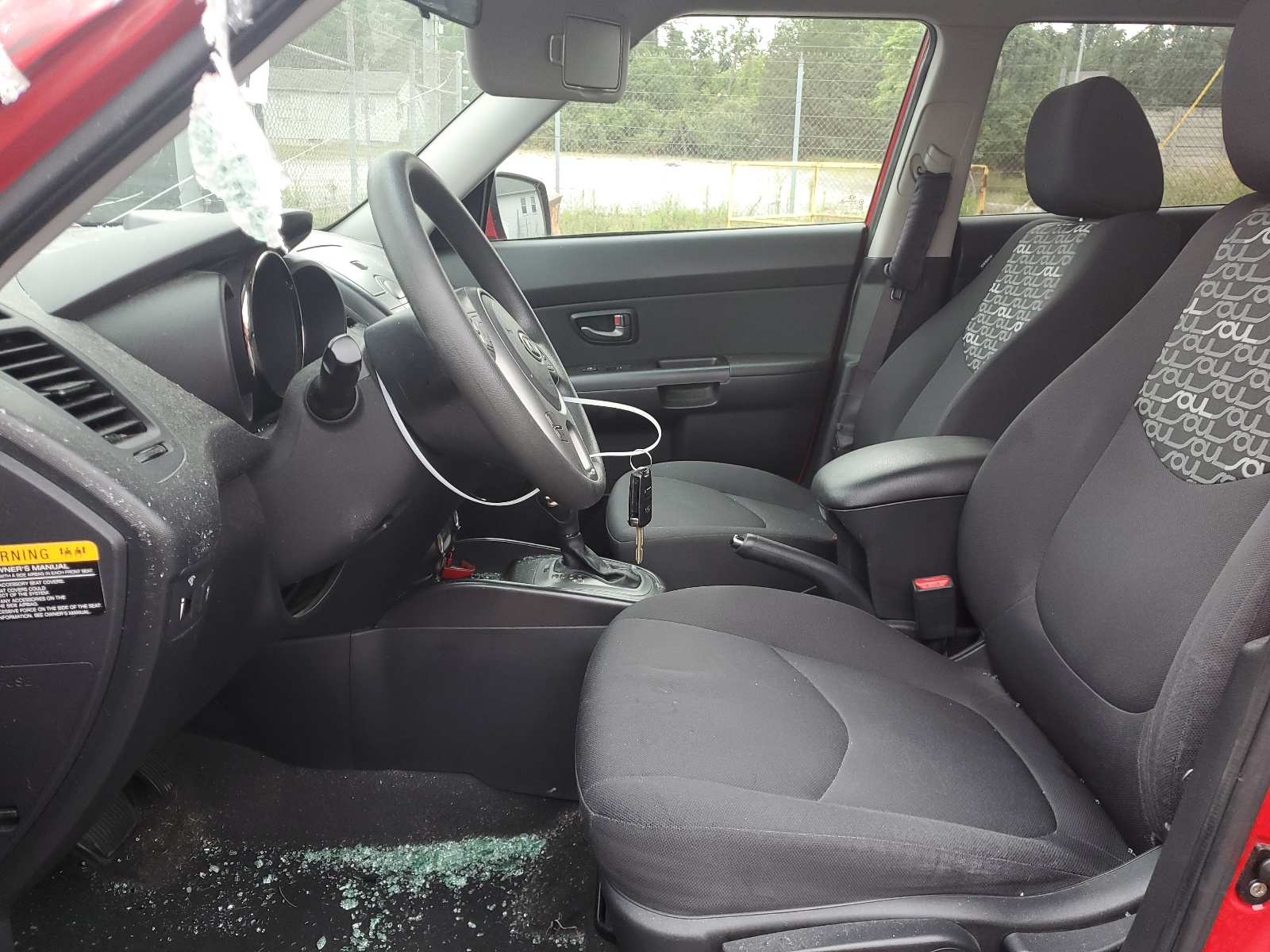 KNDJT2A28B7252144 2011 Kia Soul +